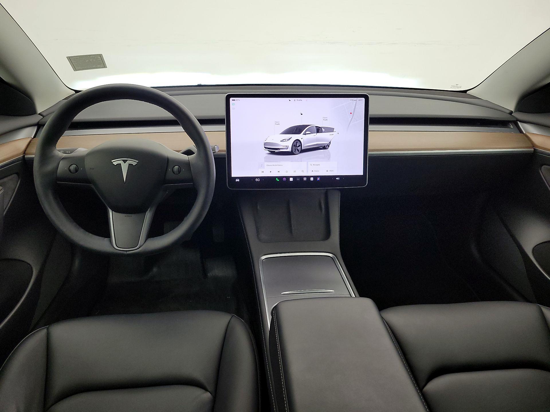 Thumbnail: 2022 Tesla Model 3 - 9