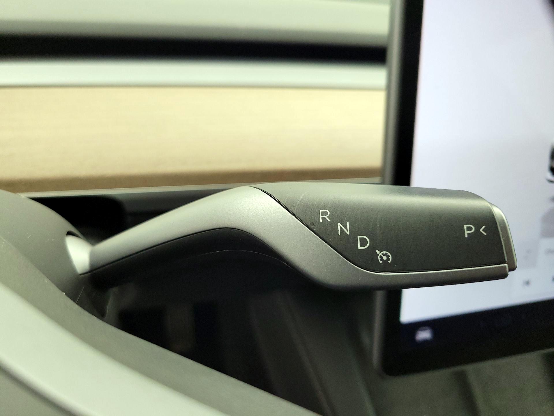 Thumbnail: 2022 Tesla Model 3 - 16