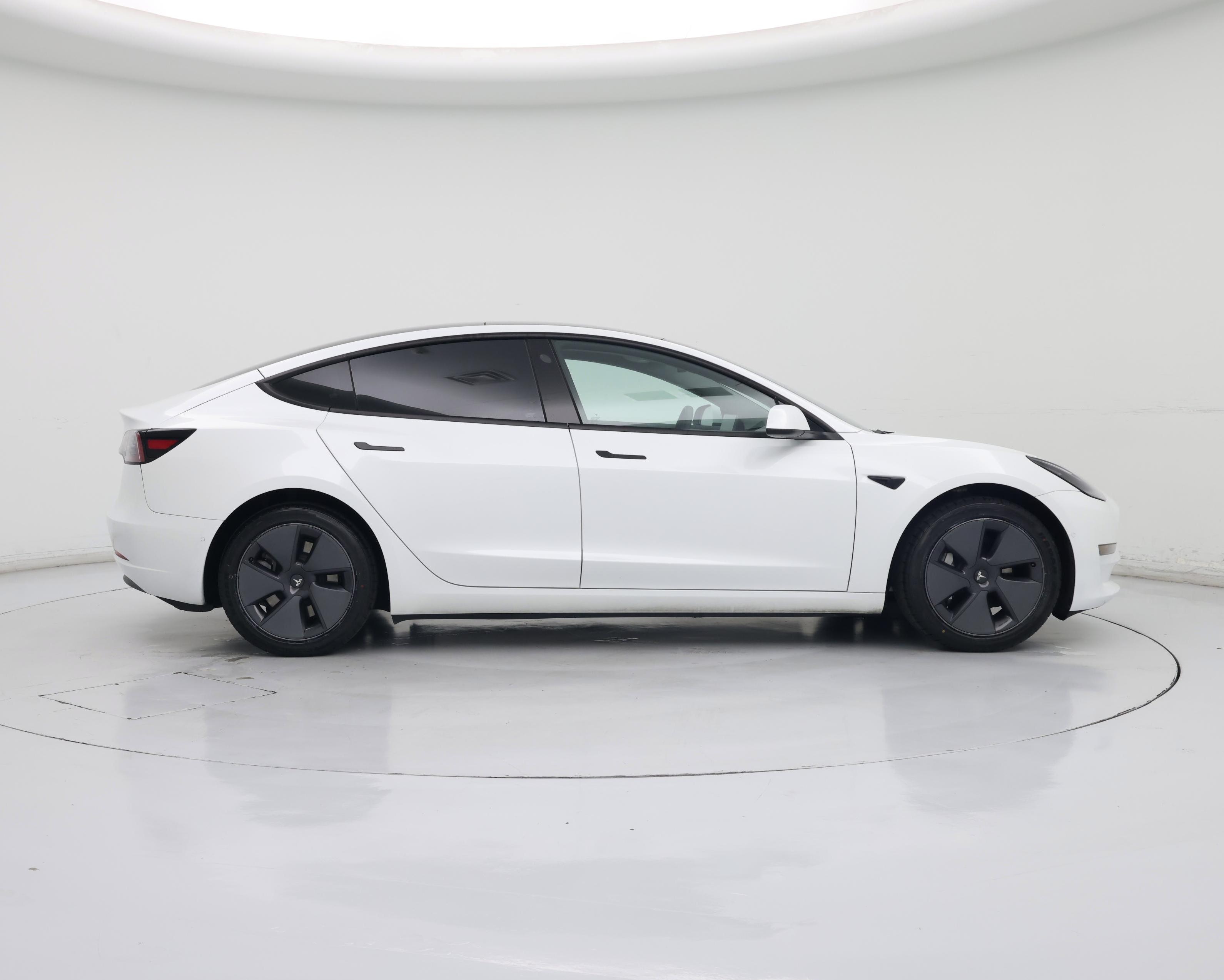 Thumbnail: 2022 Tesla Model 3 - 7