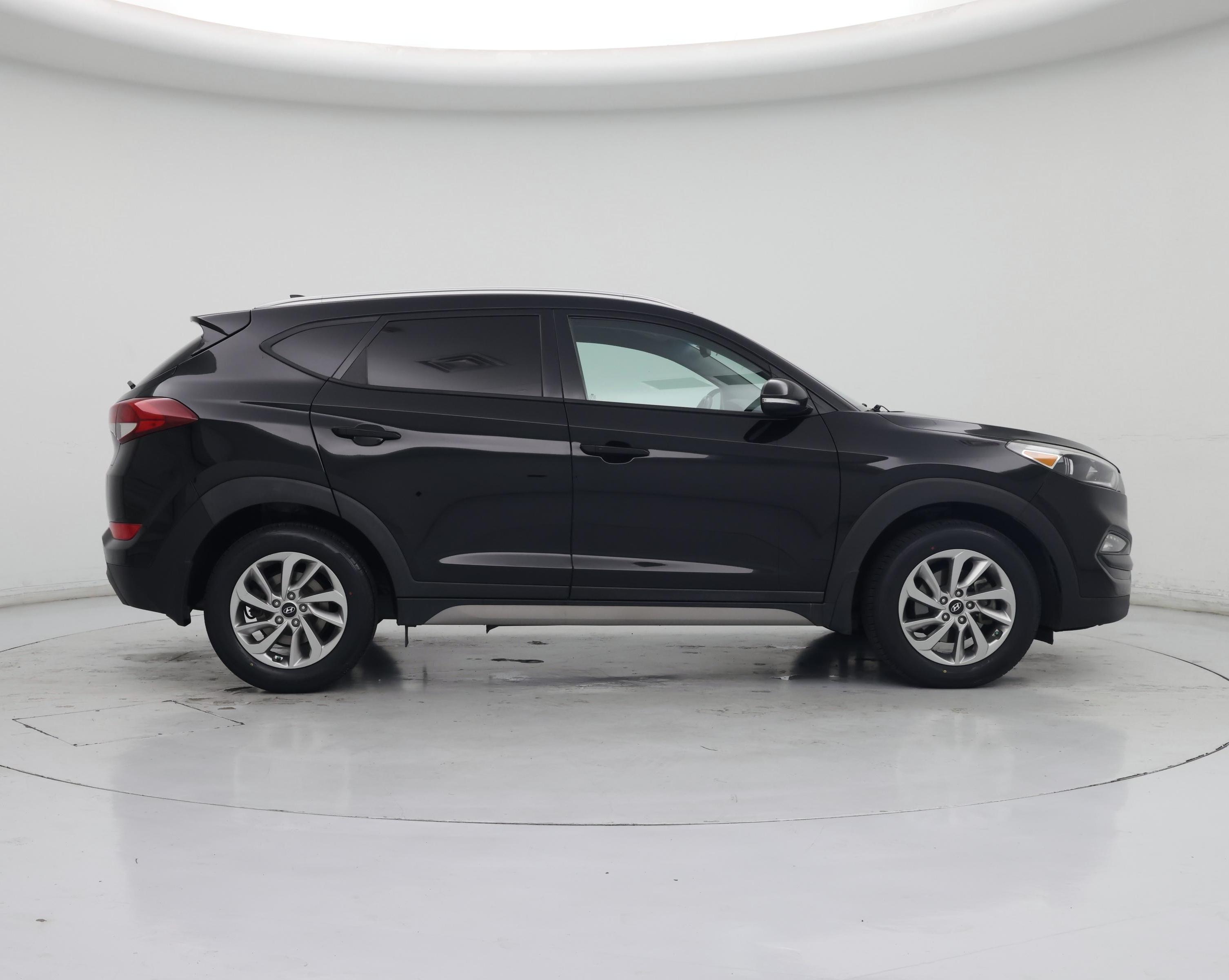 Thumbnail: 2018 Hyundai Tucson - 7