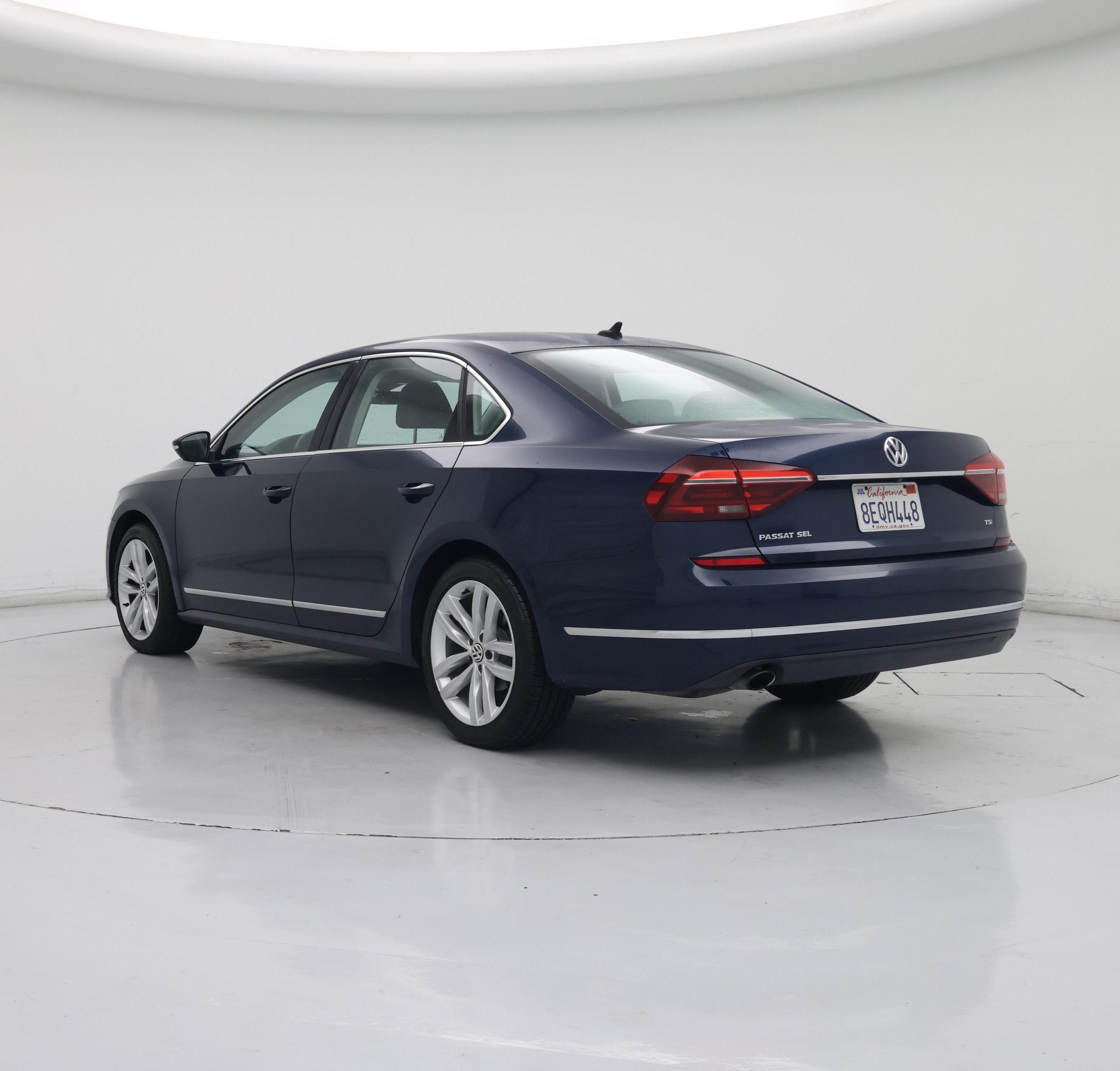 Thumbnail: 2018 Volkswagen Passat - 2