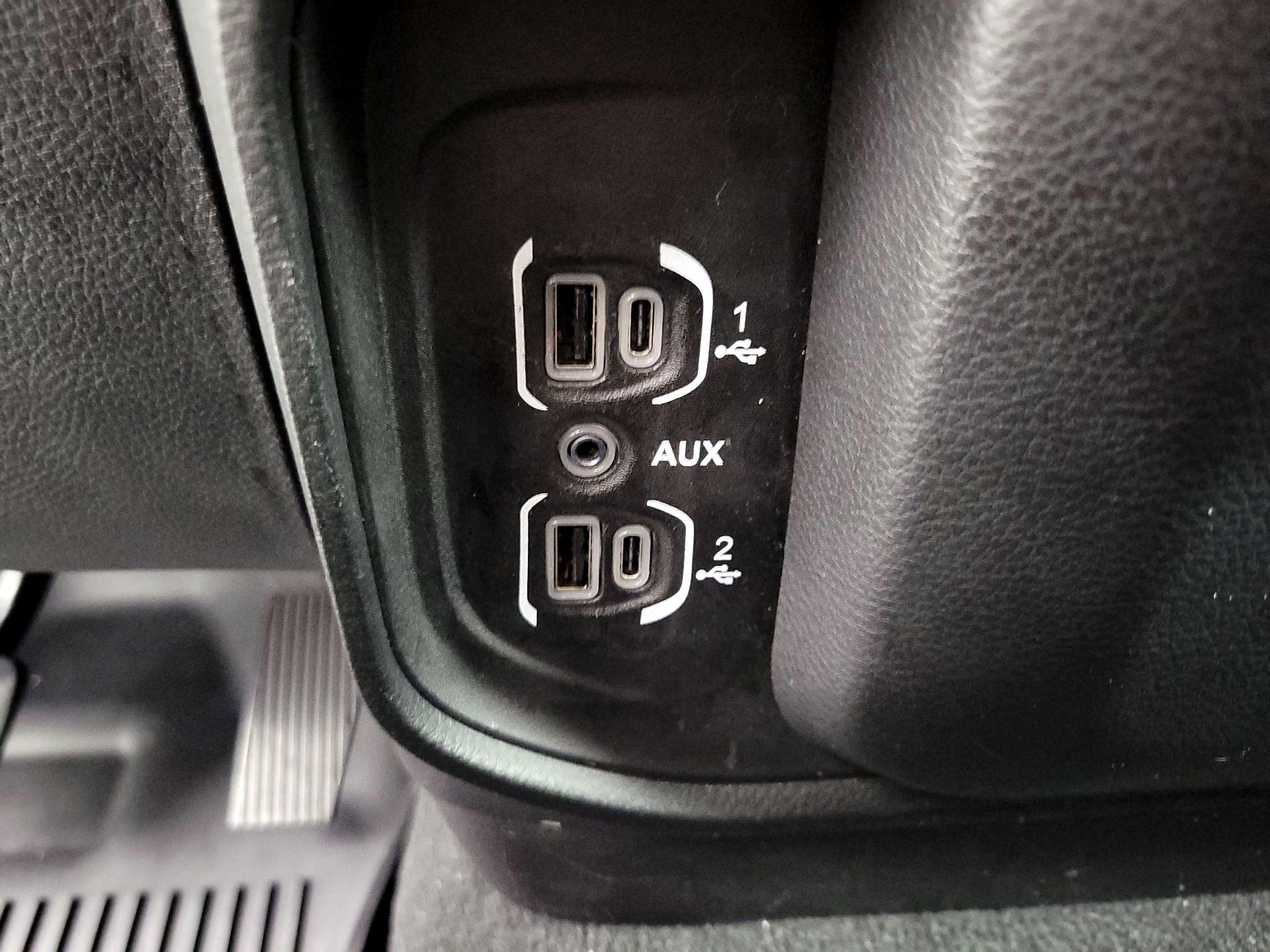 Thumbnail: 2019 RAM 1500 - 19