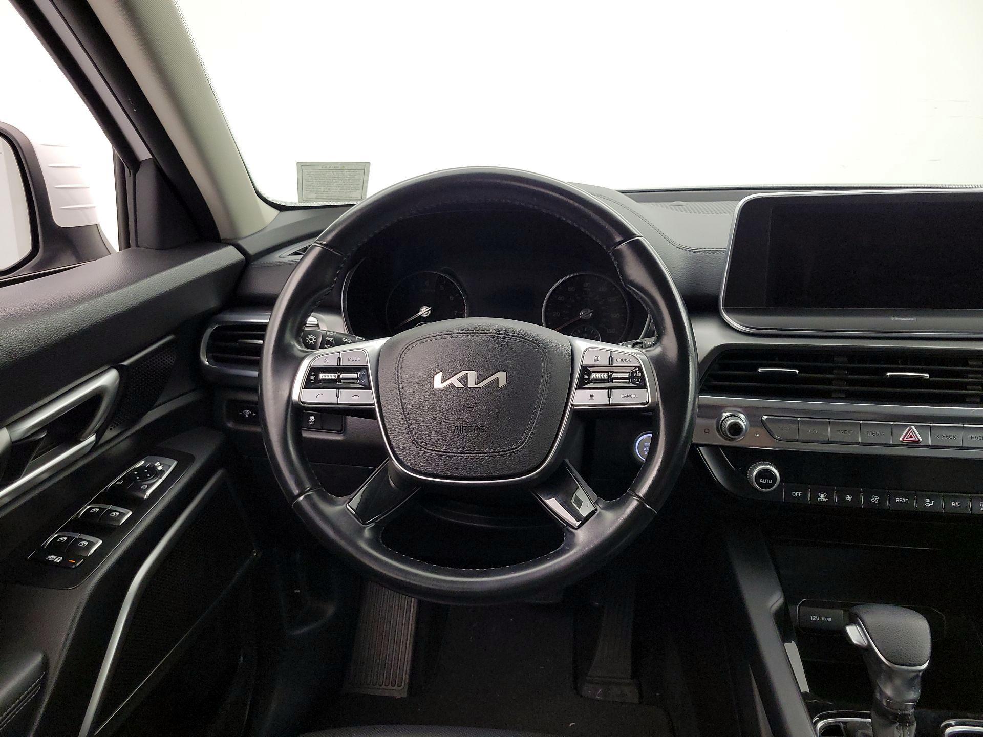 Thumbnail: 2022 Kia Telluride - 10