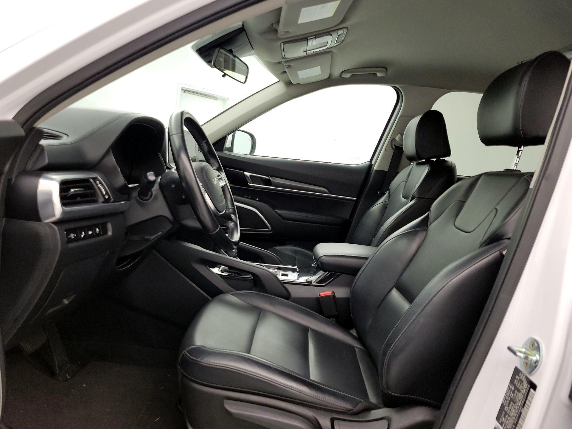 Thumbnail: 2022 Kia Telluride - 11