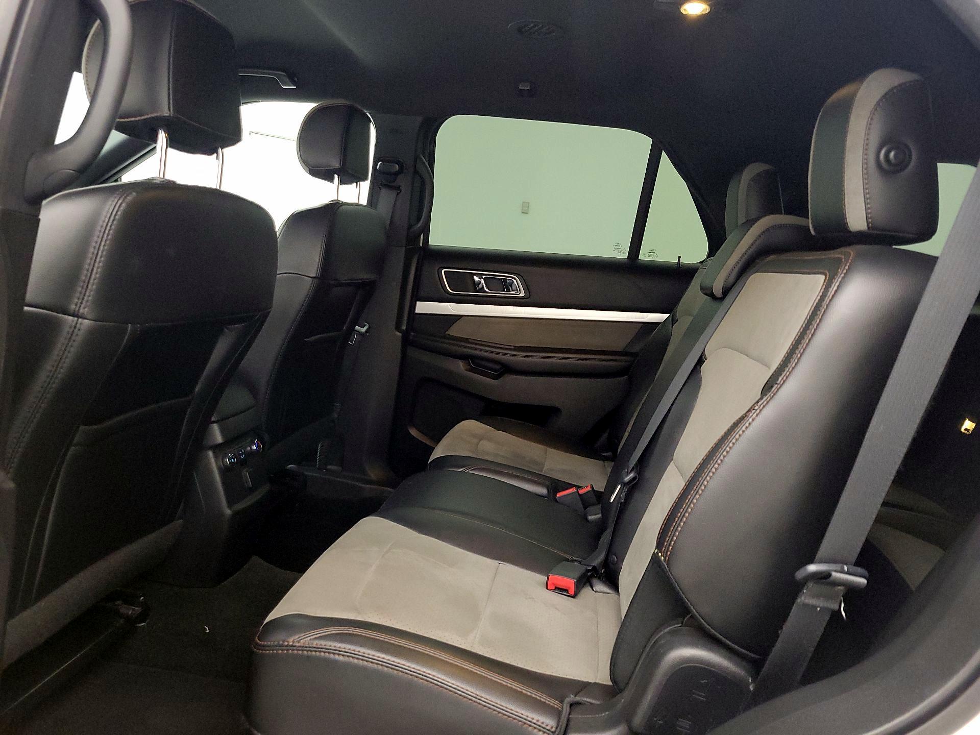 Thumbnail: 2017 Ford Explorer - 20