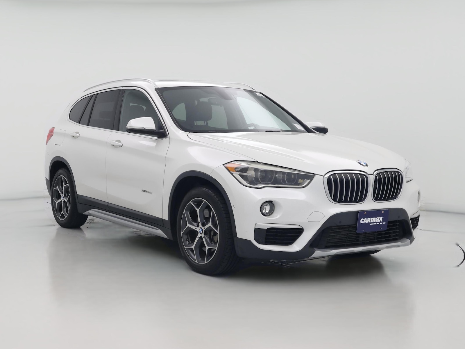 2016 BMW X1 28i