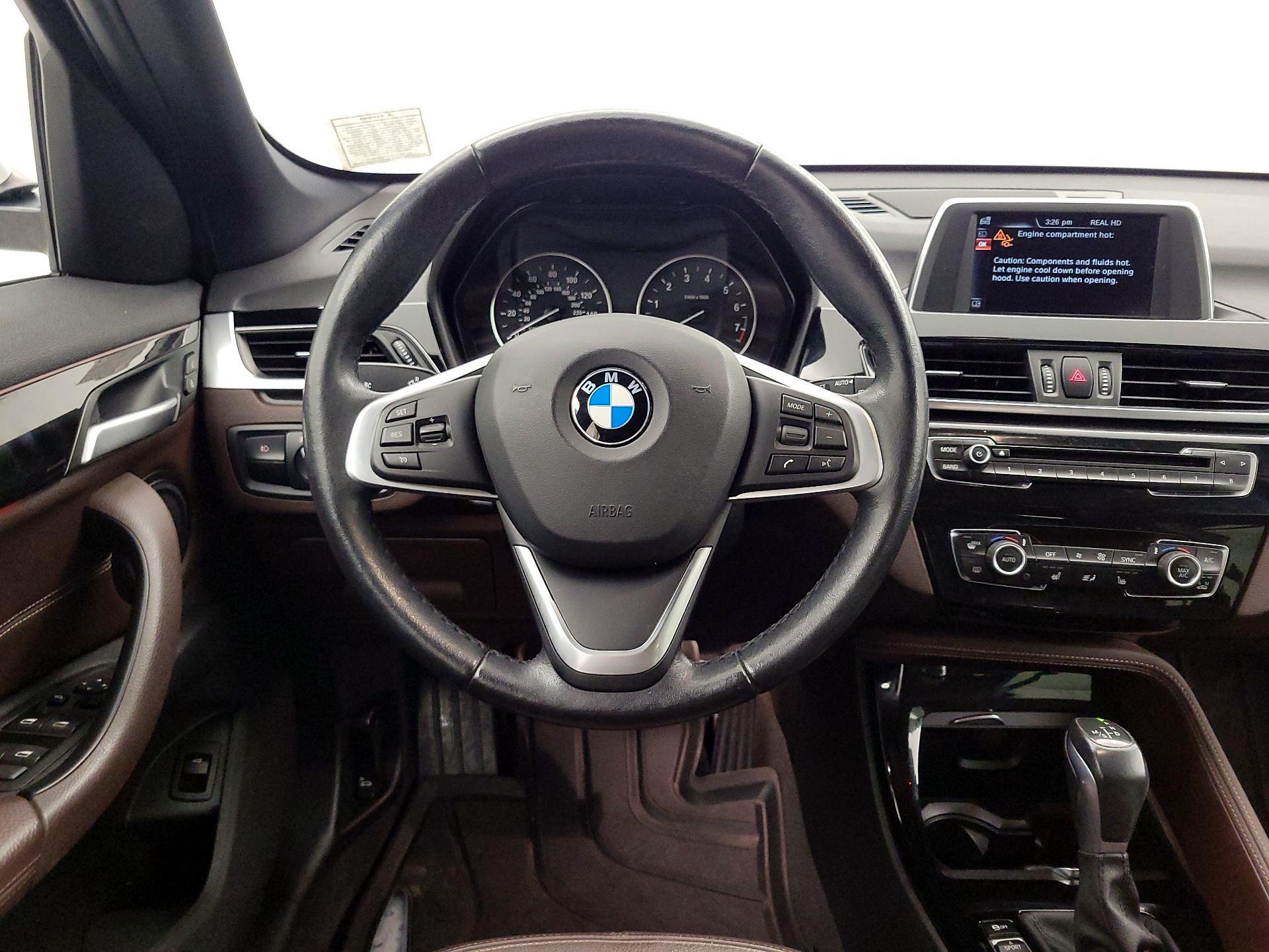 Thumbnail: 2016 BMW X1 - 10