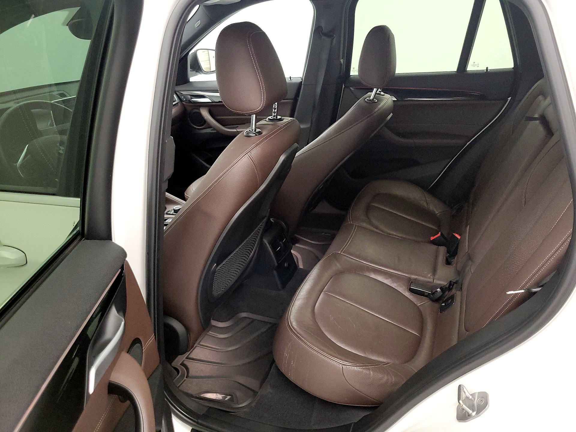 Thumbnail: 2016 BMW X1 - 18