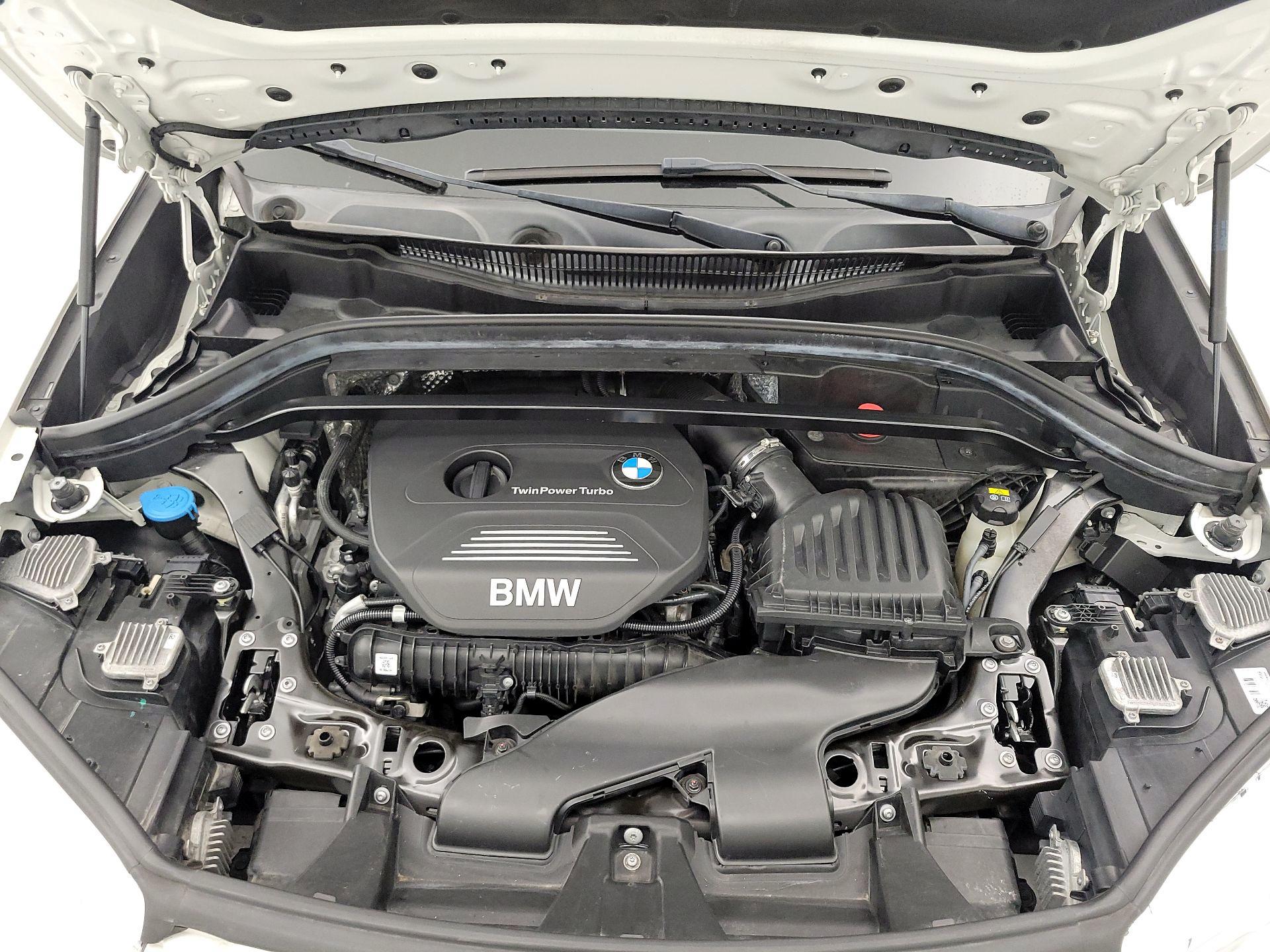 Thumbnail: 2016 BMW X1 - 20