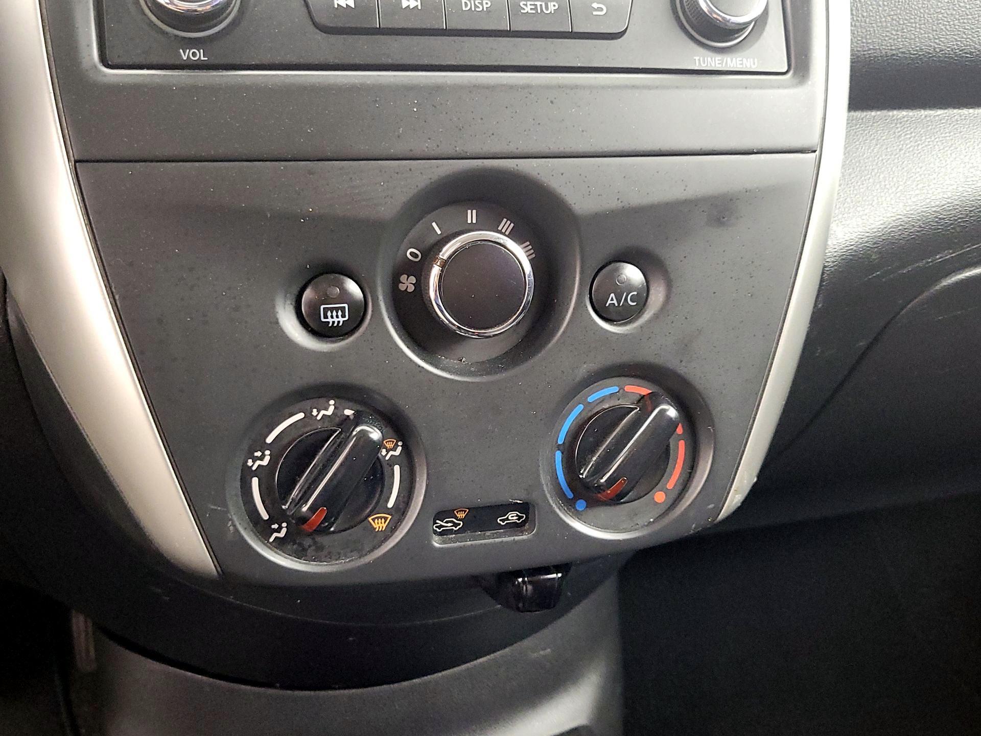 Thumbnail: 2015 Nissan Versa - 15