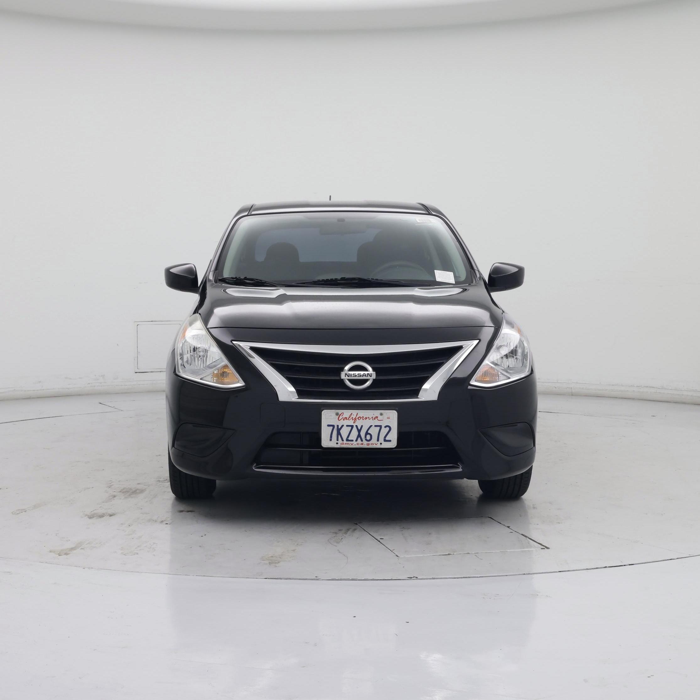 Thumbnail: 2015 Nissan Versa - 5