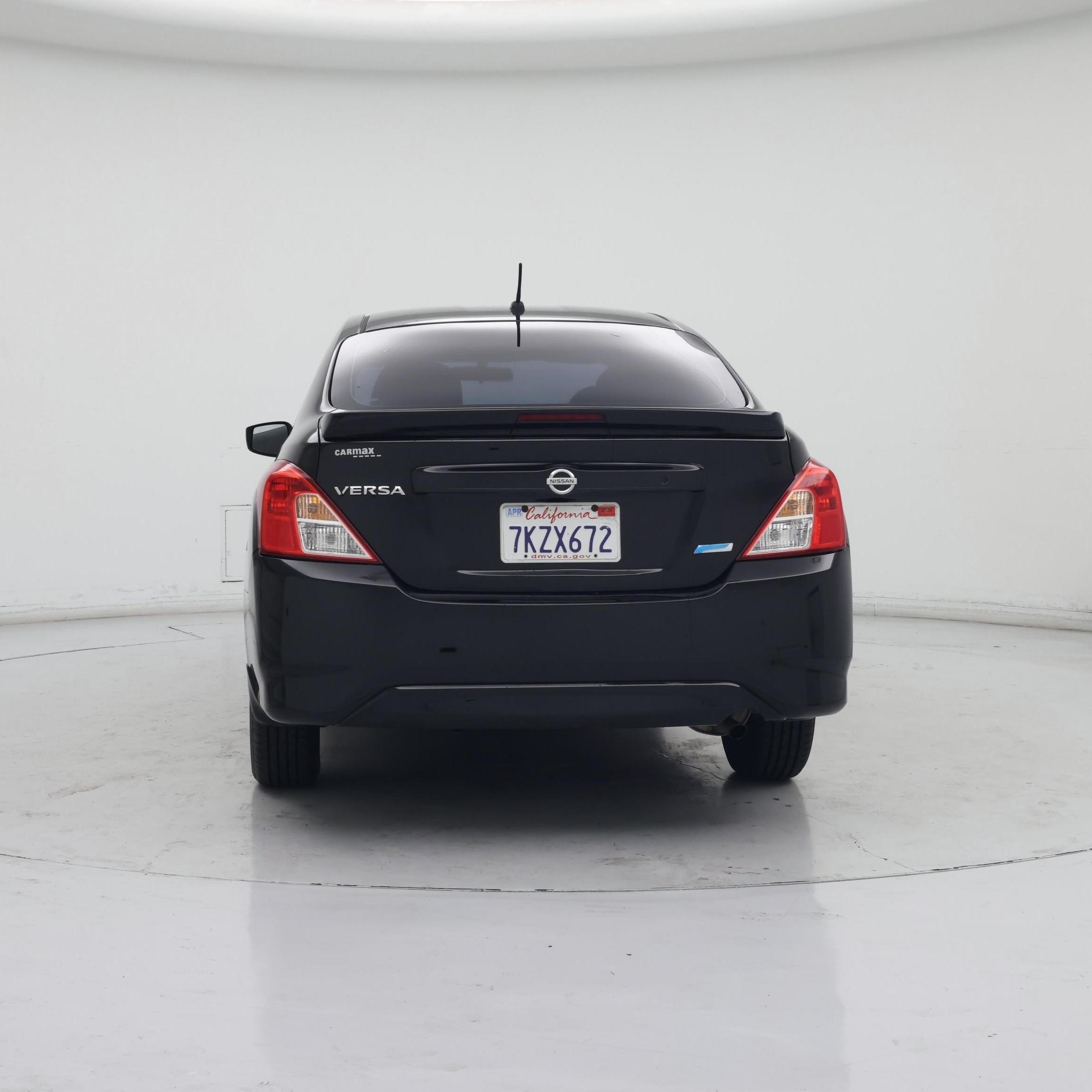 Thumbnail: 2015 Nissan Versa - 6