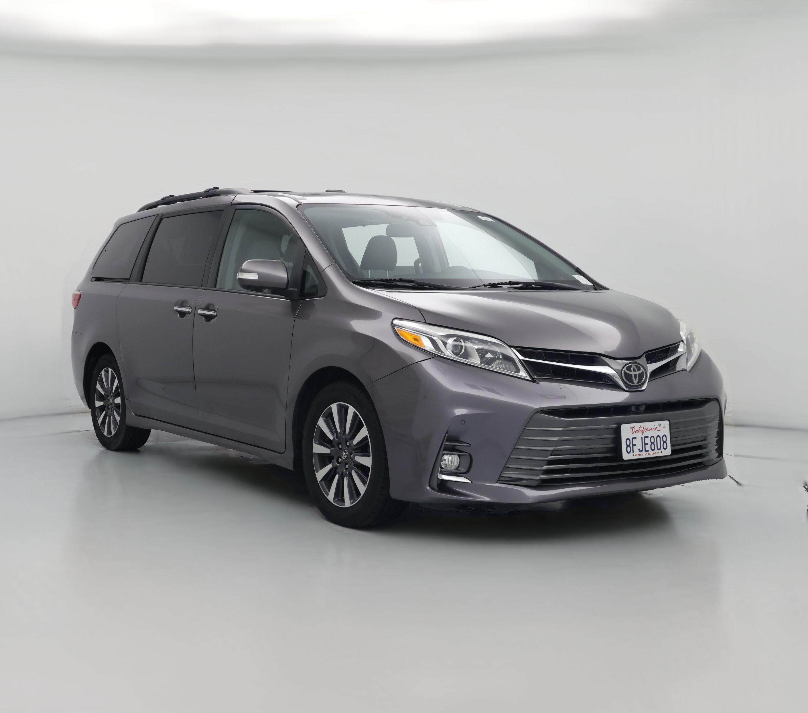 Thumbnail: 2018 Toyota Sienna - 1