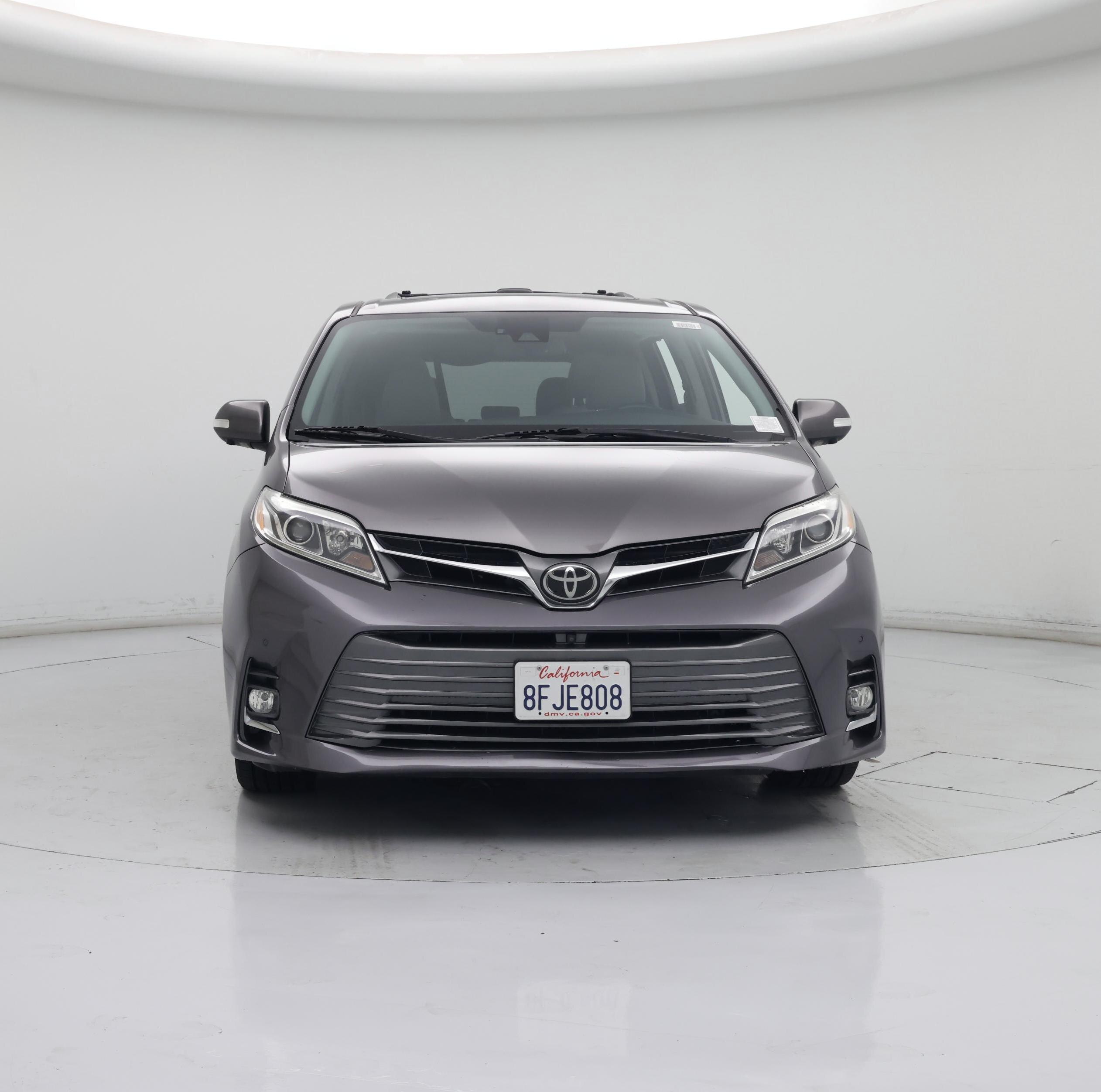 Thumbnail: 2018 Toyota Sienna - 5