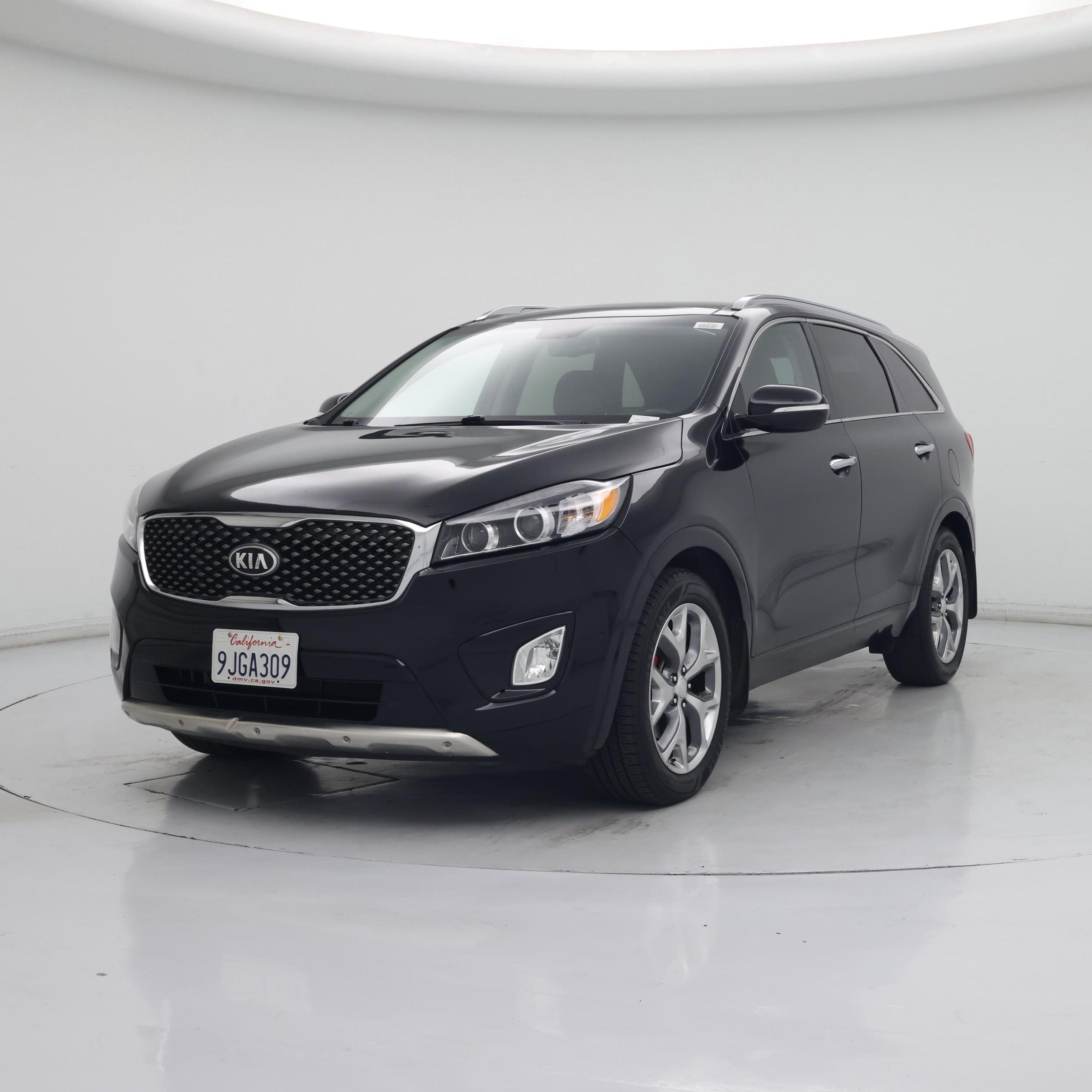 Thumbnail: 2017 Kia Sorento - 4