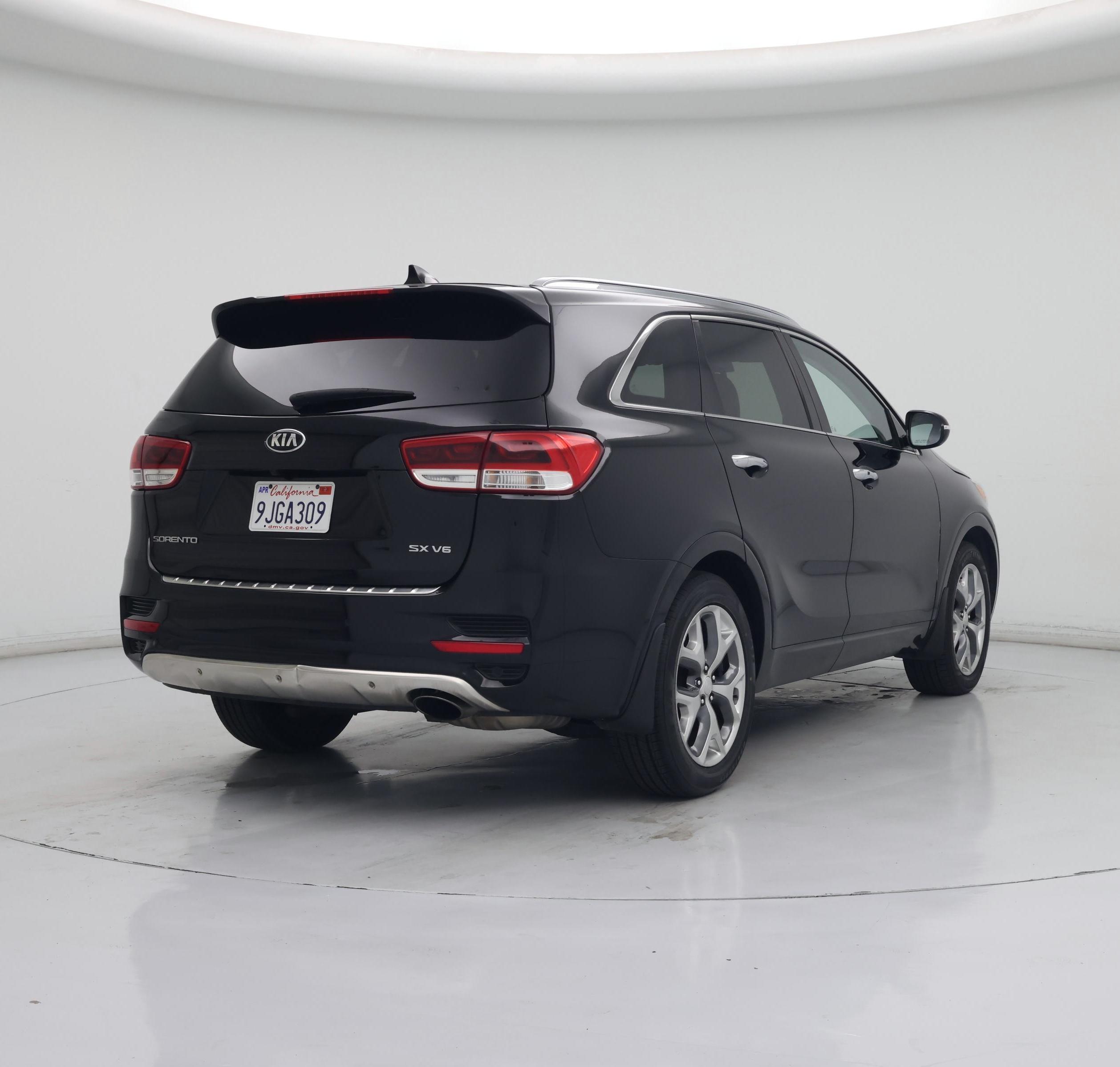 Thumbnail: 2017 Kia Sorento - 8