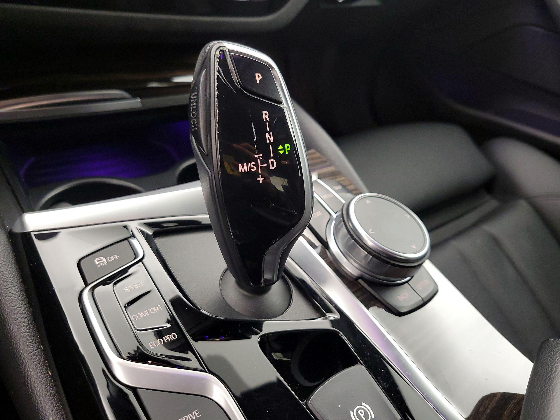 Thumbnail: 2019 BMW 5 Series - 18
