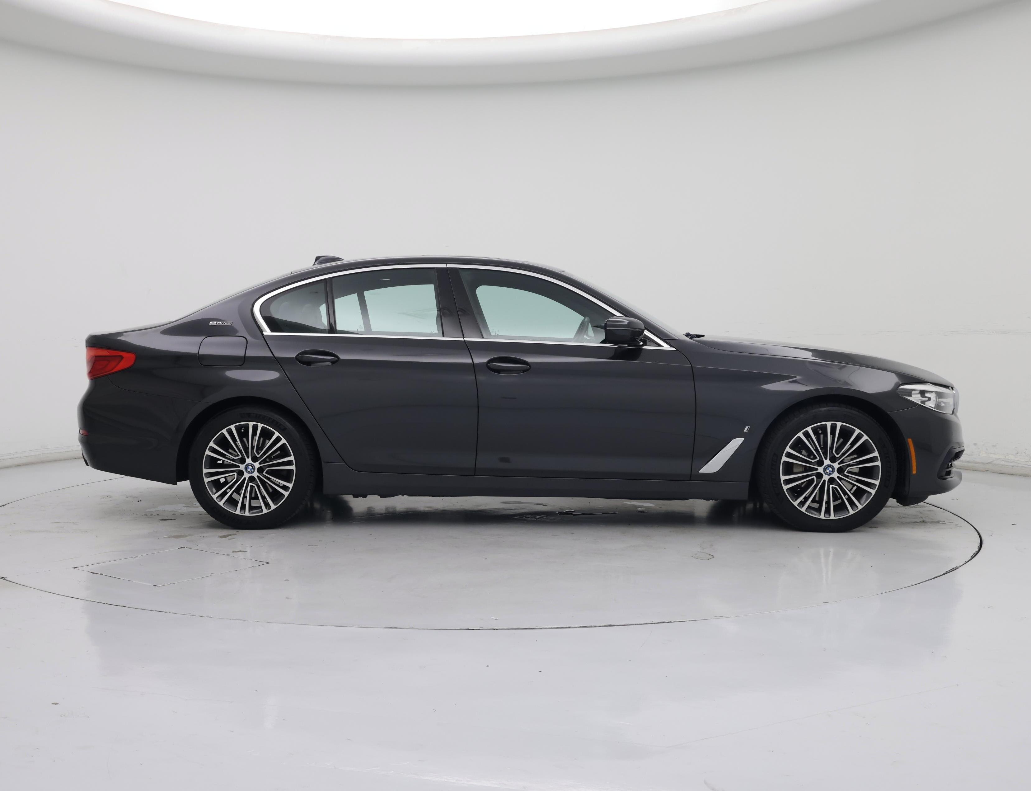 Thumbnail: 2019 BMW 5 Series - 7