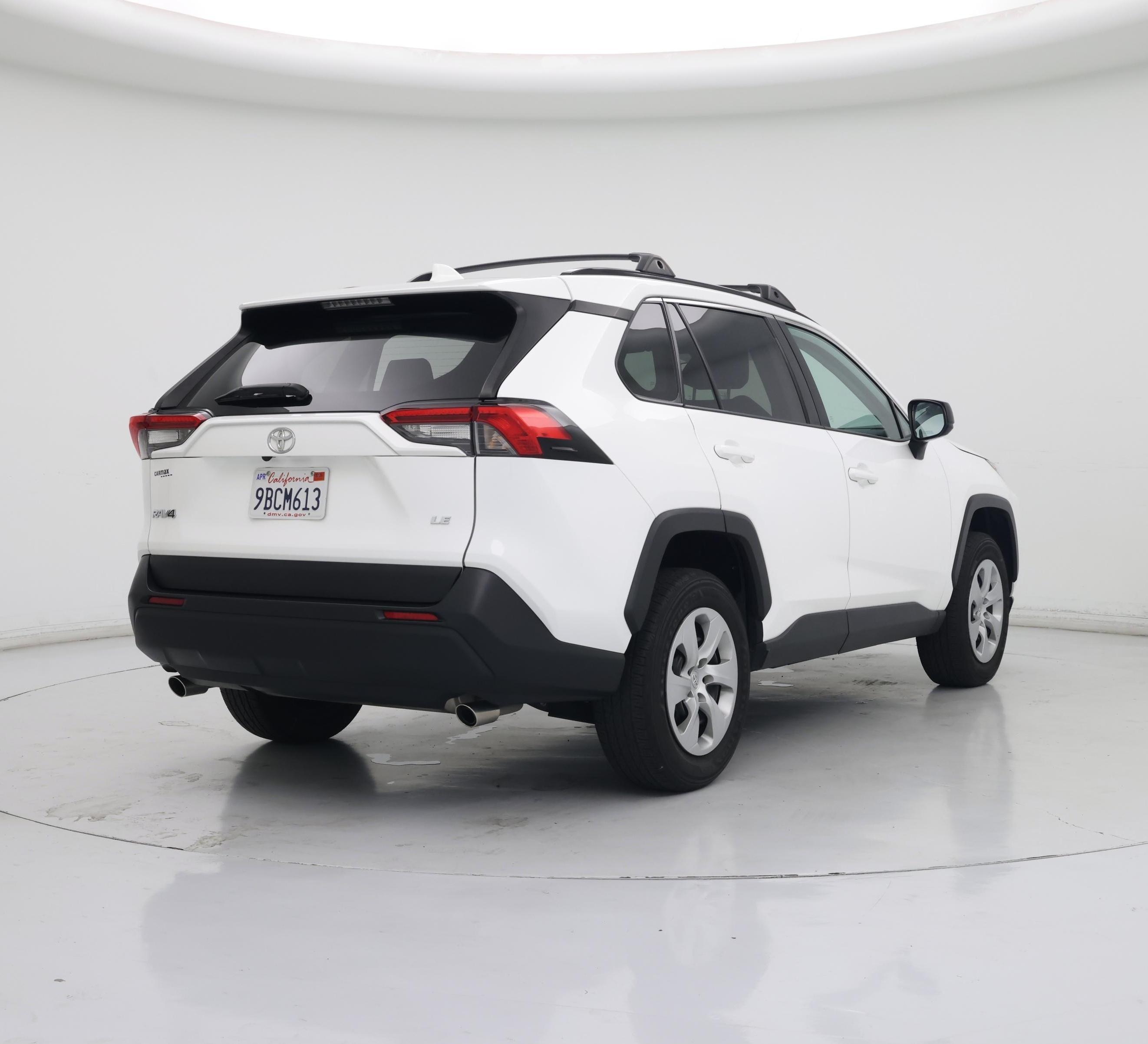 Thumbnail: 2021 Toyota RAV4 - 8
