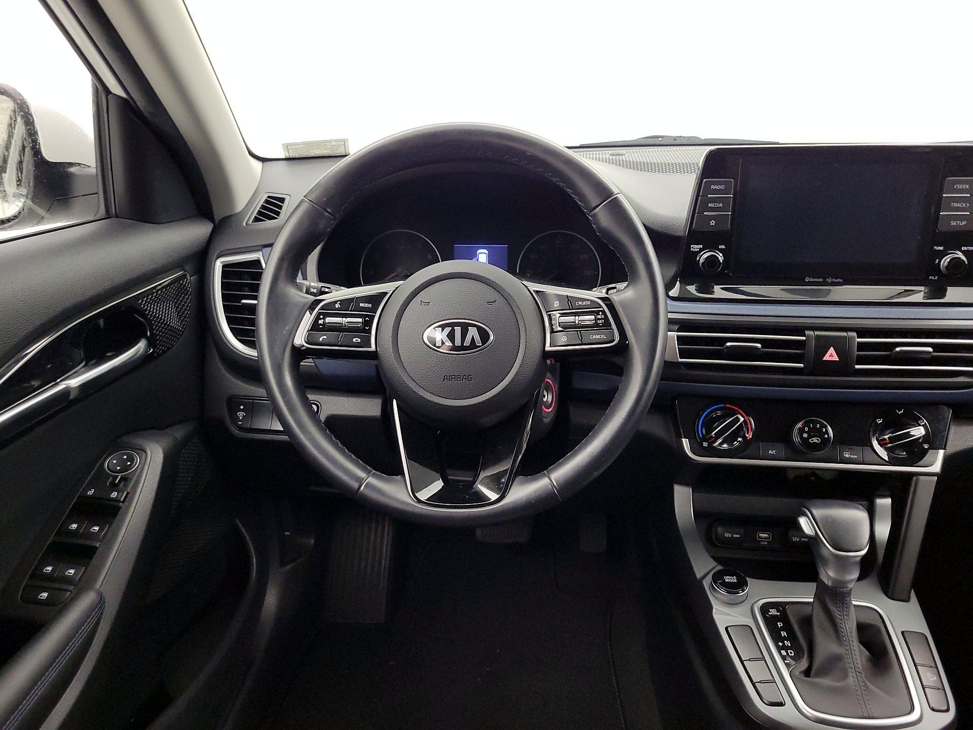 Thumbnail: 2021 Kia Seltos - 10
