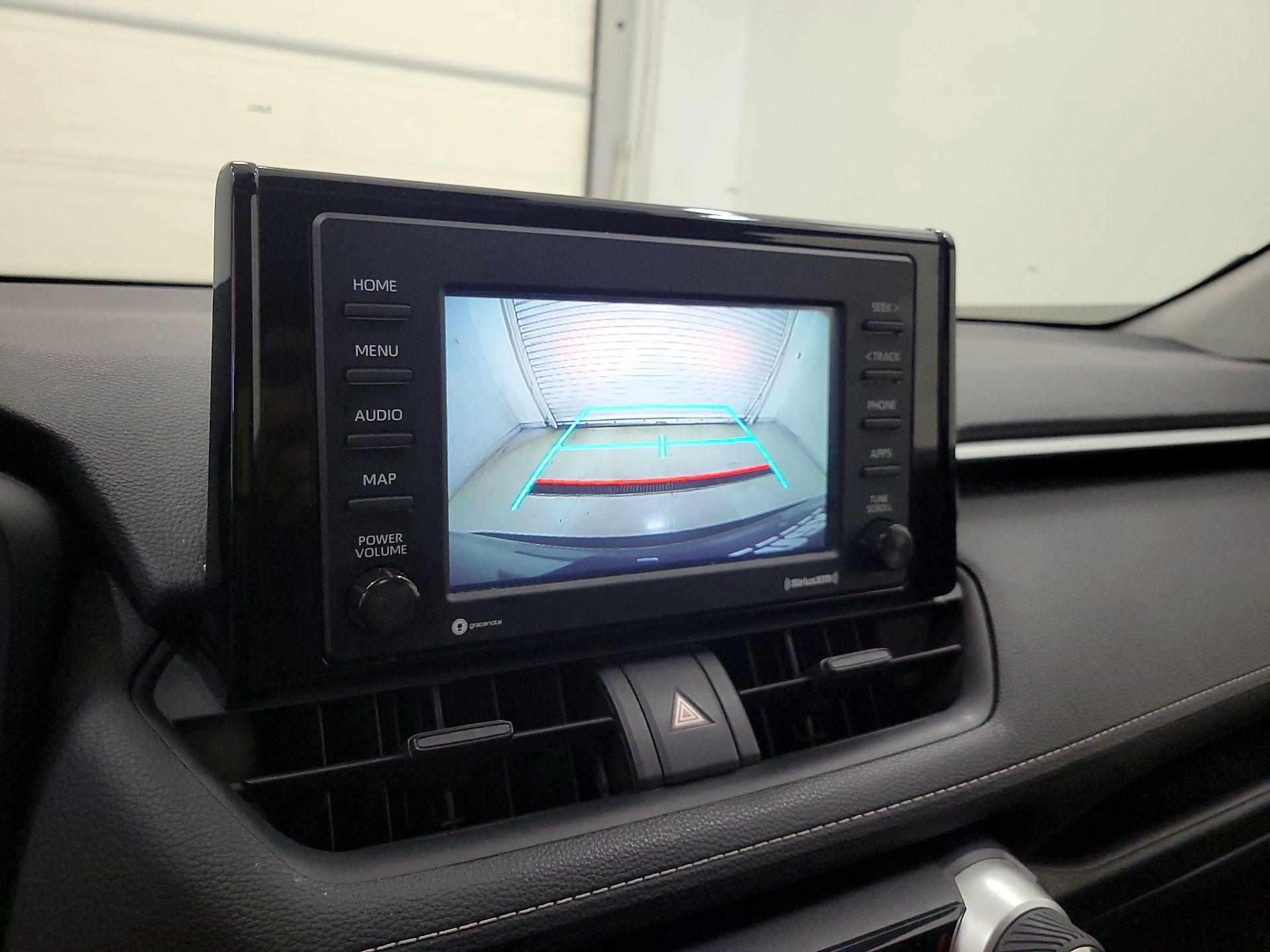 Thumbnail: 2020 Toyota RAV4 - 14