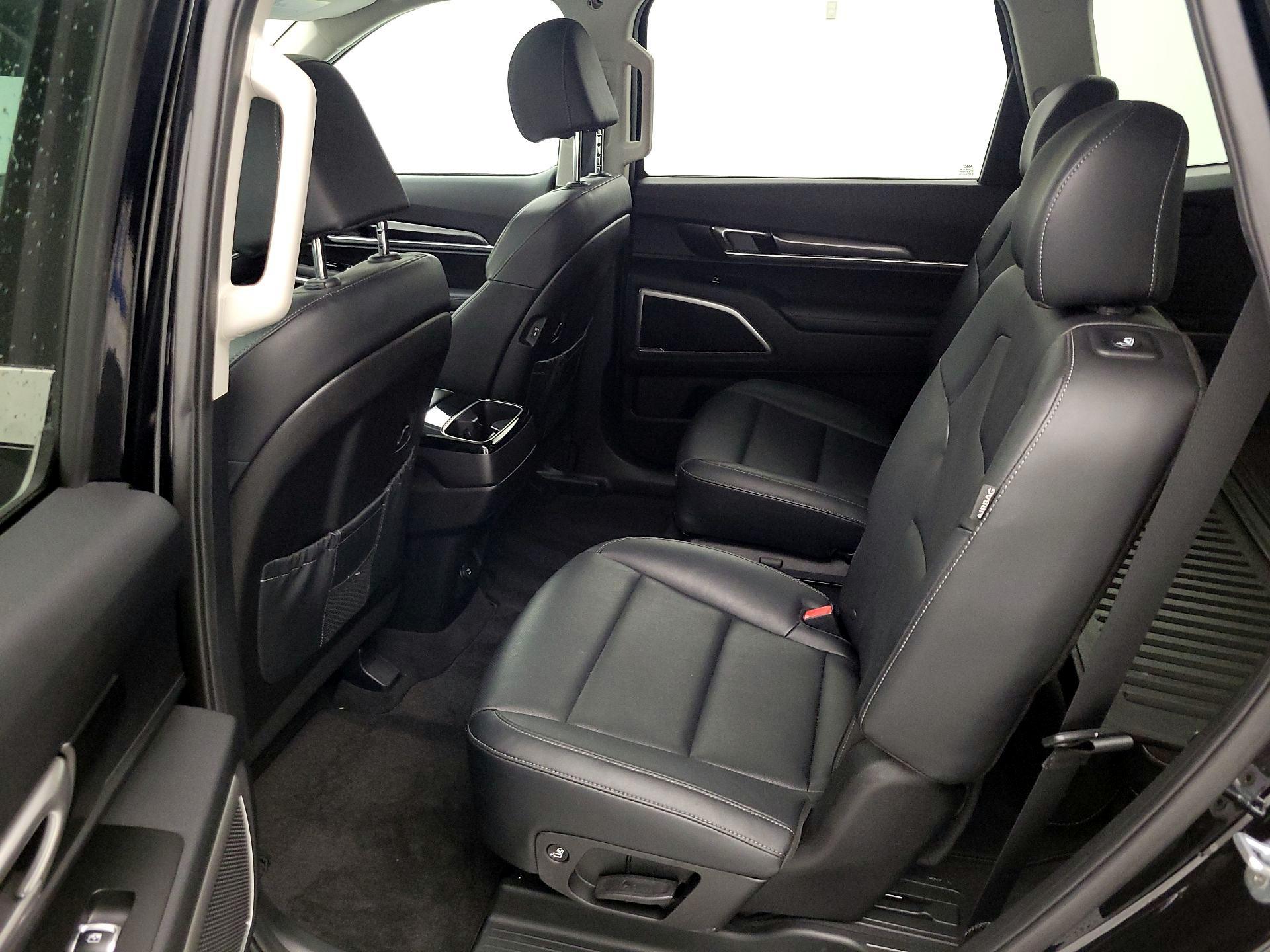 Thumbnail: 2023 Kia Telluride - 19