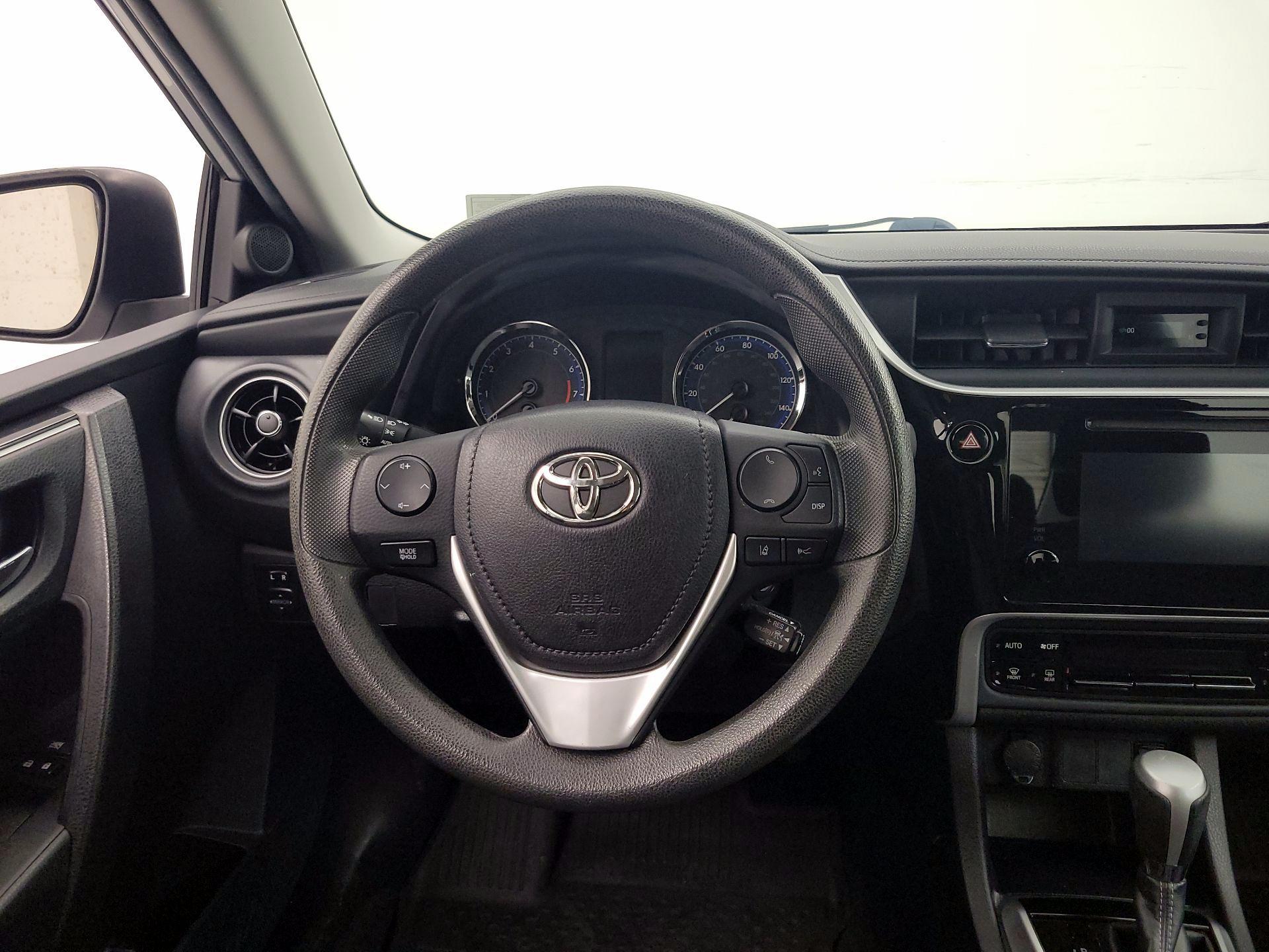 Thumbnail: 2019 Toyota Corolla - 10