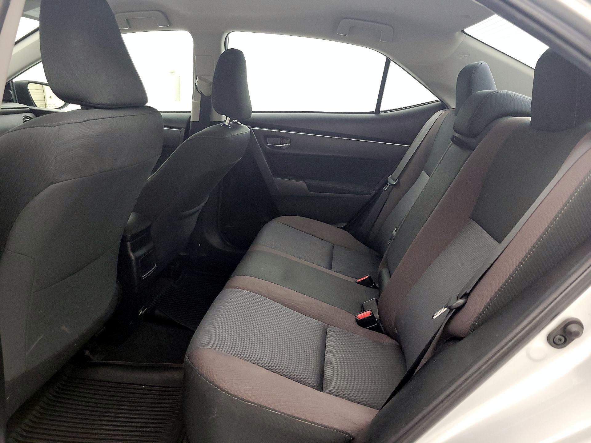 Thumbnail: 2019 Toyota Corolla - 19