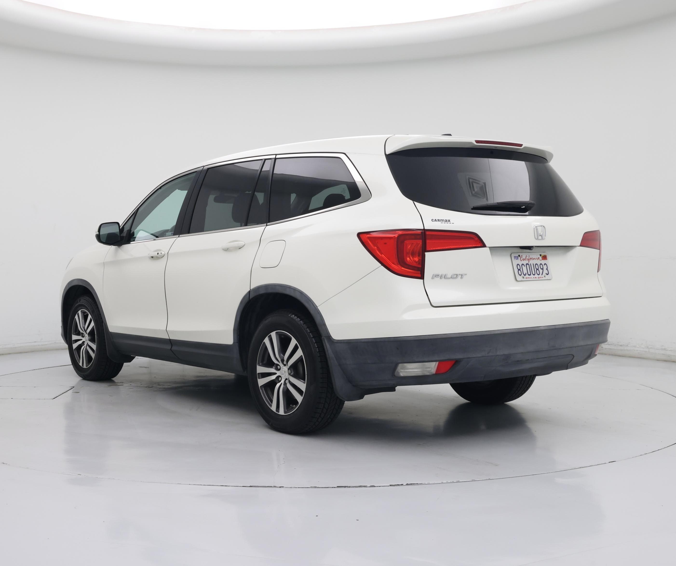 Thumbnail: 2018 Honda Pilot - 2