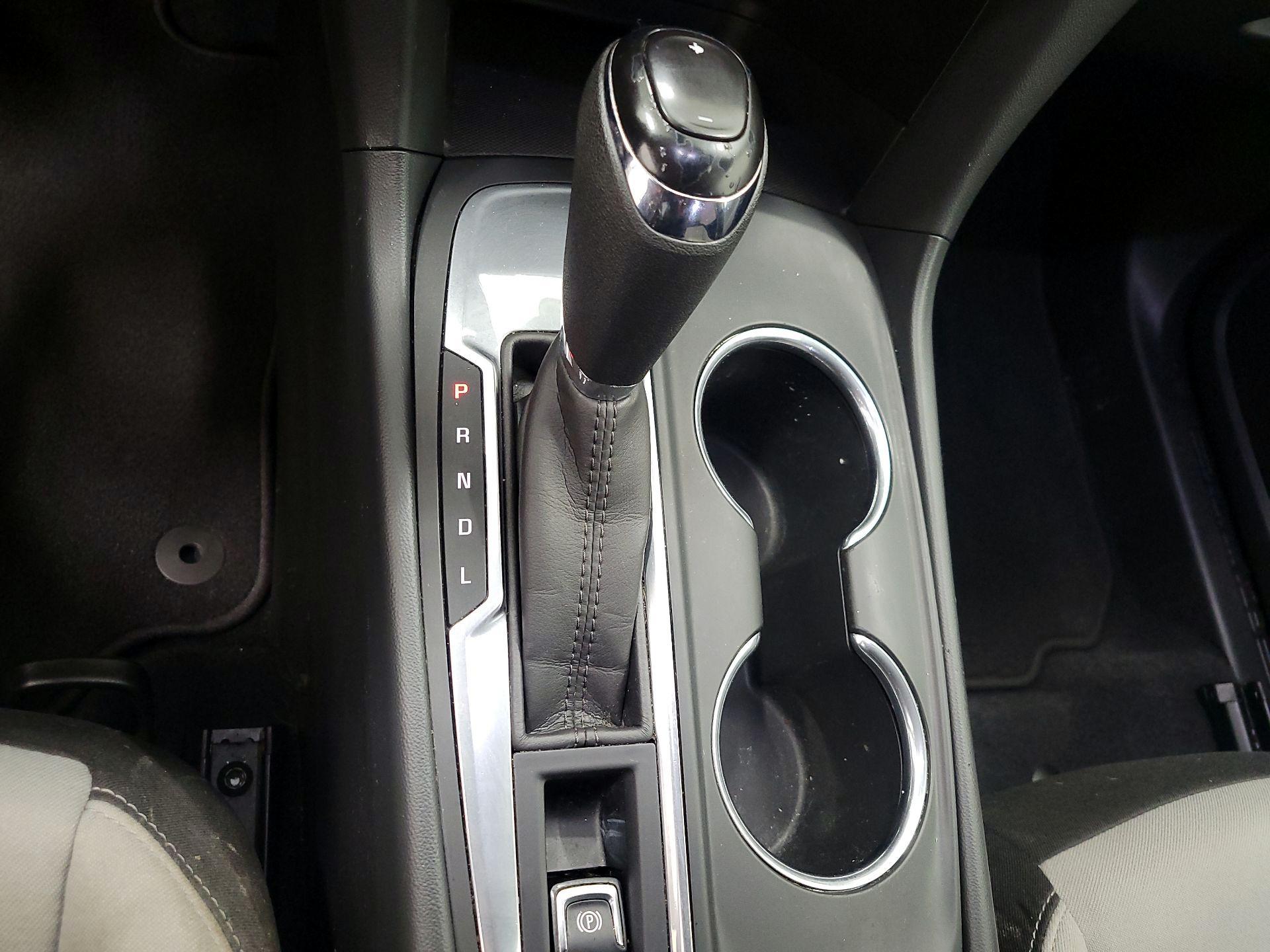 Thumbnail: 2020 Chevrolet Equinox - 17