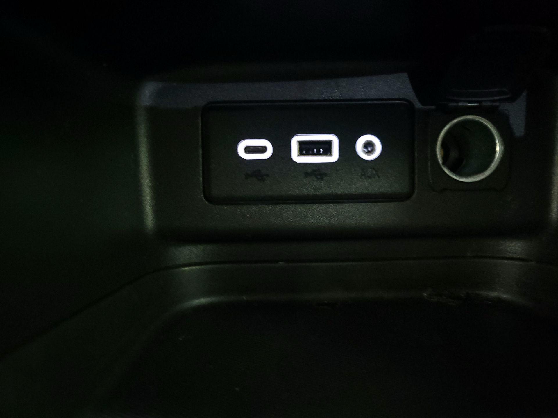 Thumbnail: 2020 Chevrolet Equinox - 18