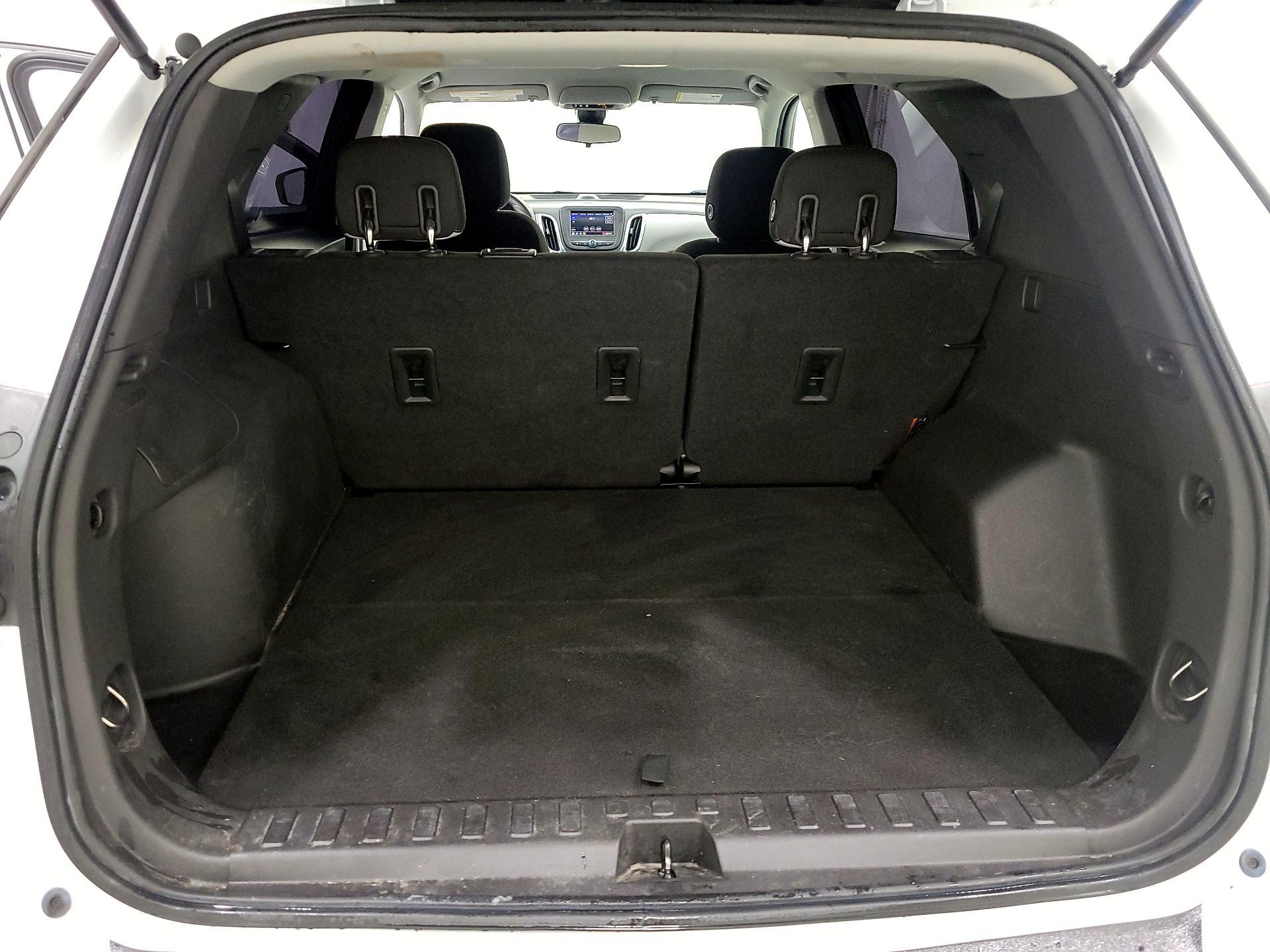 Thumbnail: 2020 Chevrolet Equinox - 20