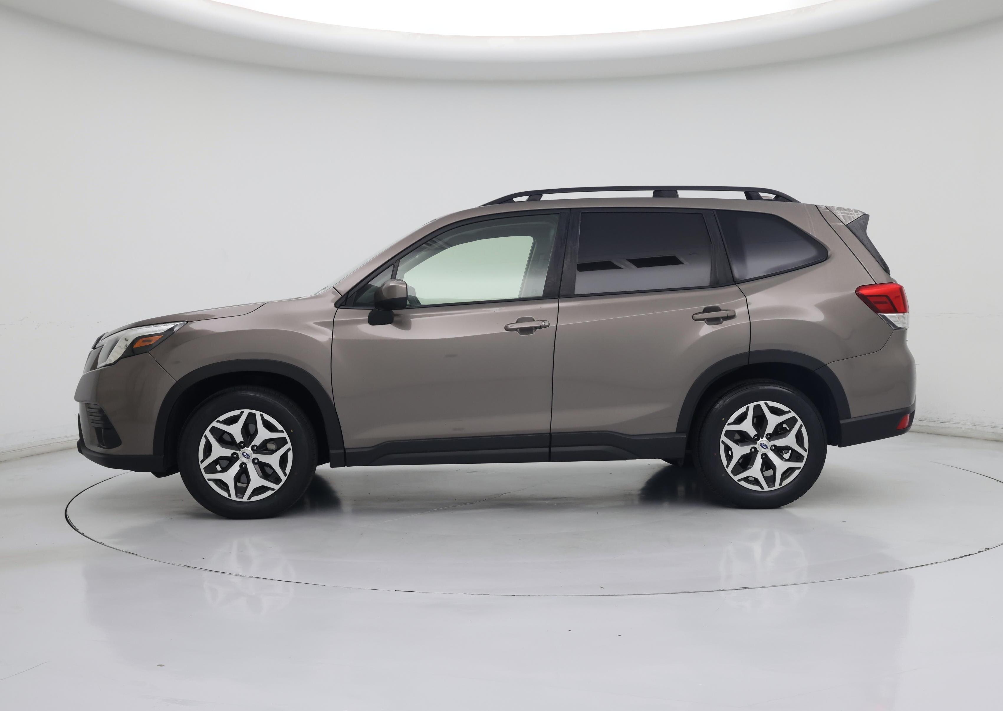 Thumbnail: 2023 Subaru Forester - 3
