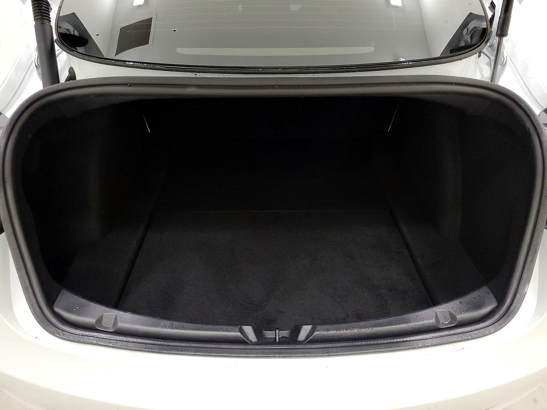 Thumbnail: 2022 Tesla Model 3 - 20