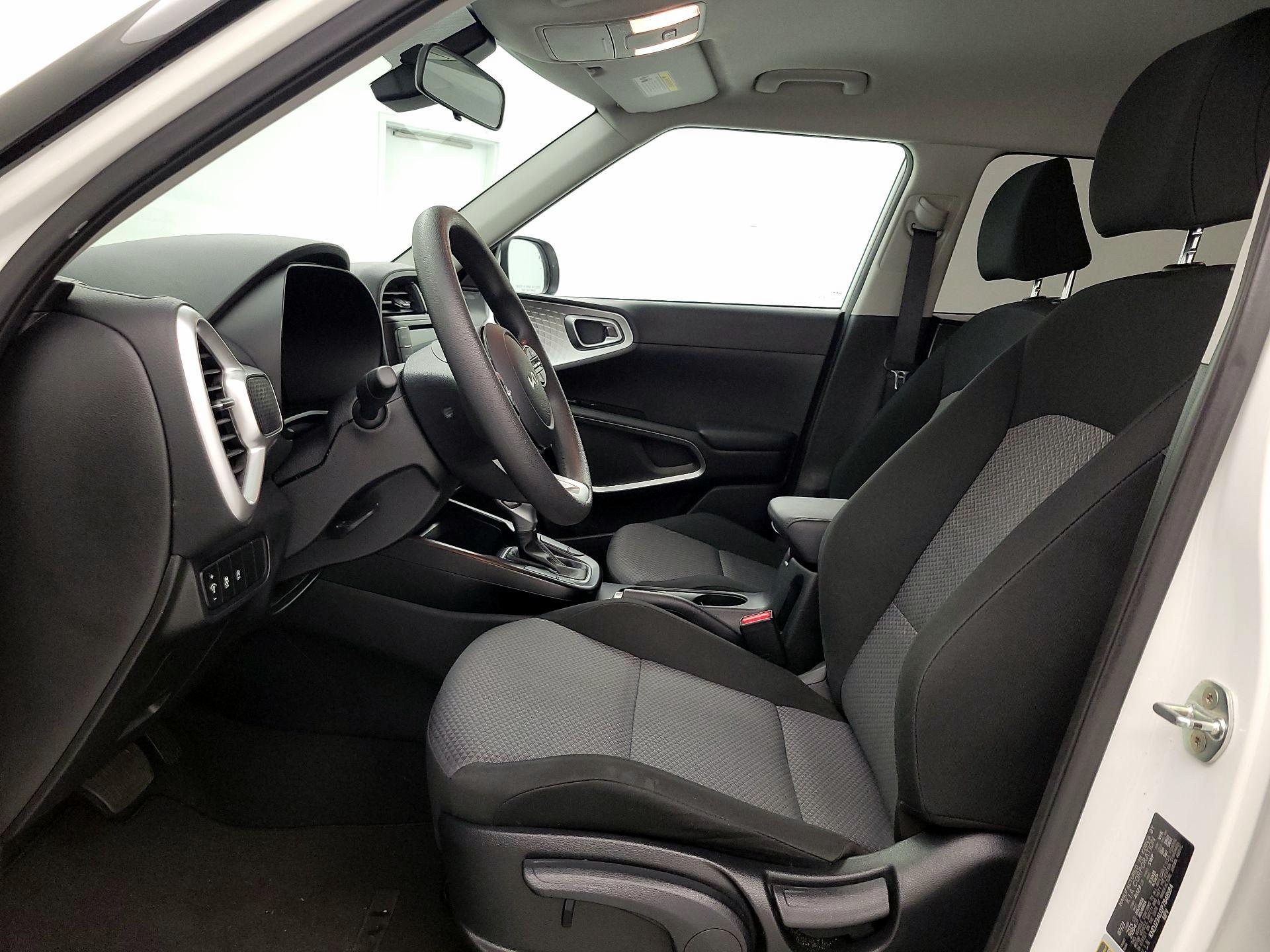 Thumbnail: 2023 Kia Soul - 11