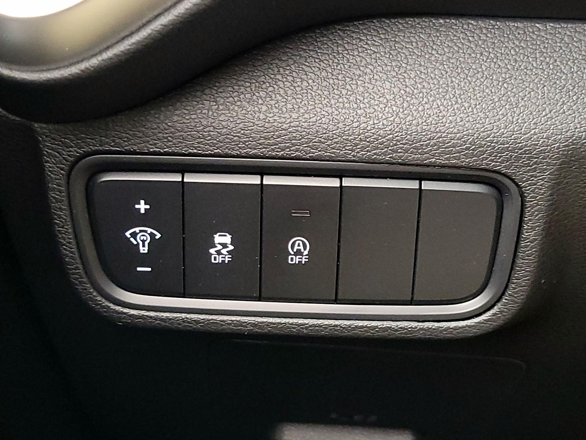 Thumbnail: 2023 Kia Soul - 13