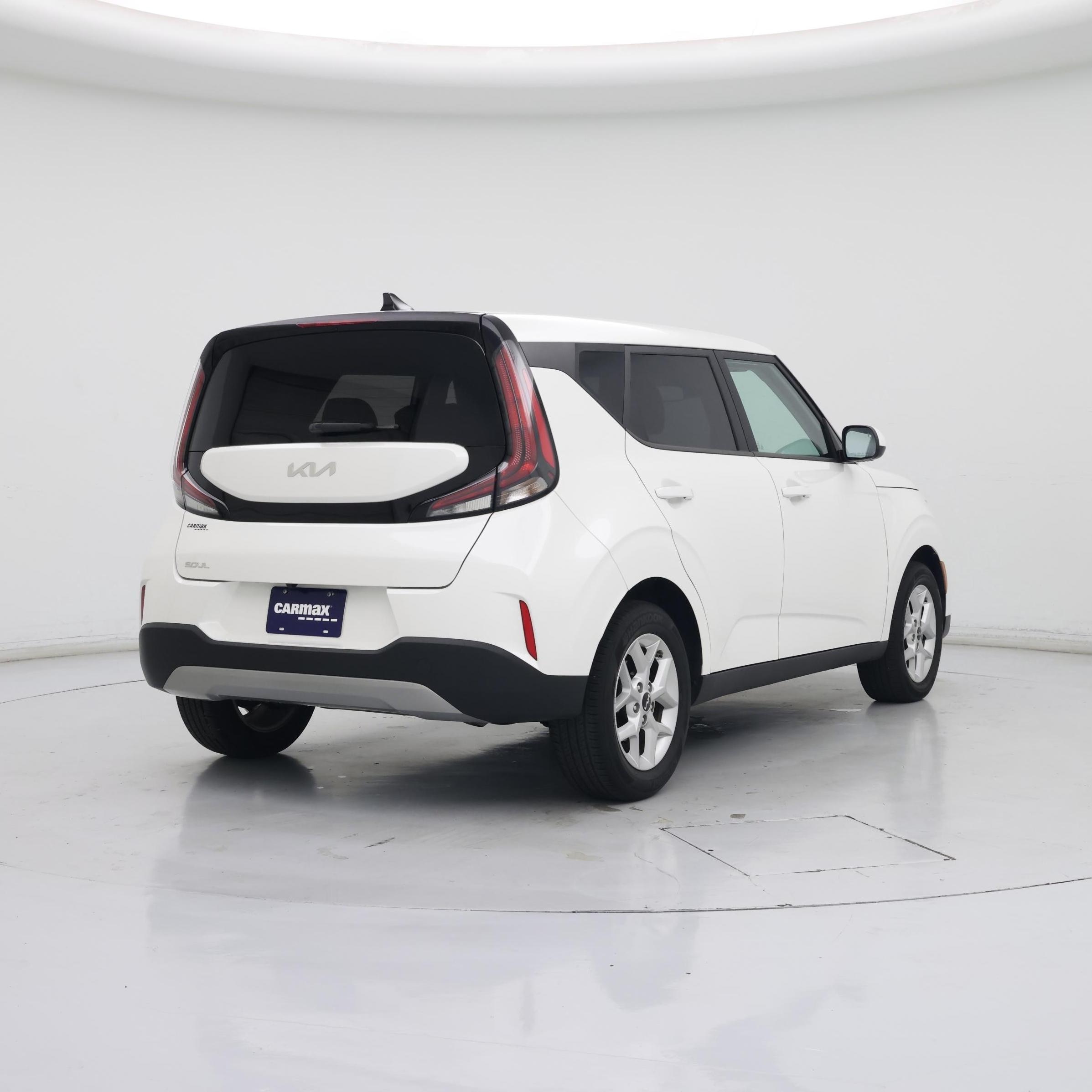 Thumbnail: 2023 Kia Soul - 8
