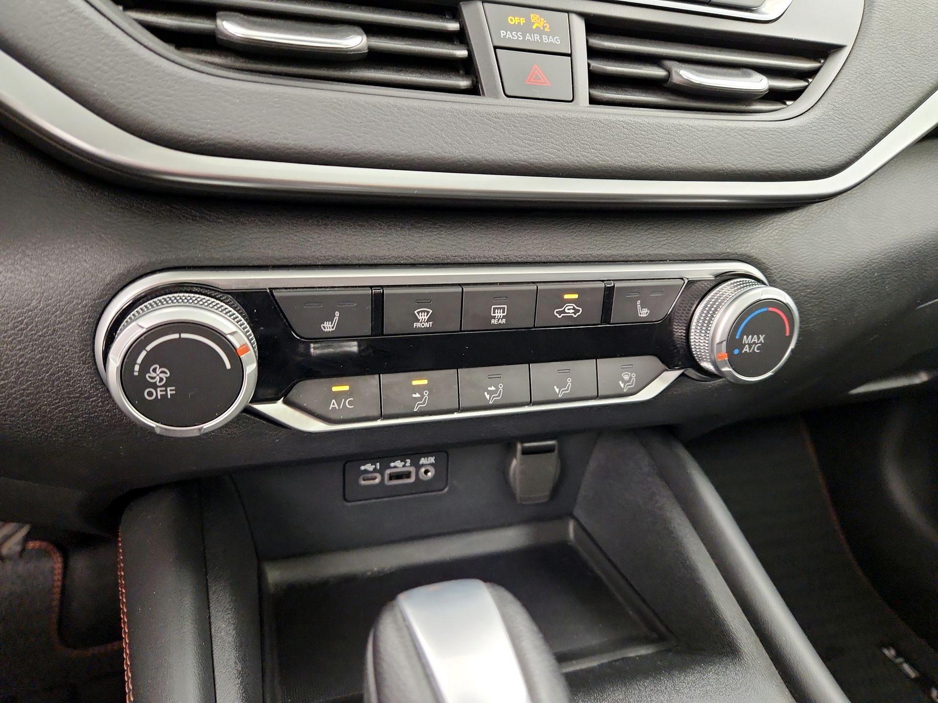 Thumbnail: 2022 Nissan Altima - 16