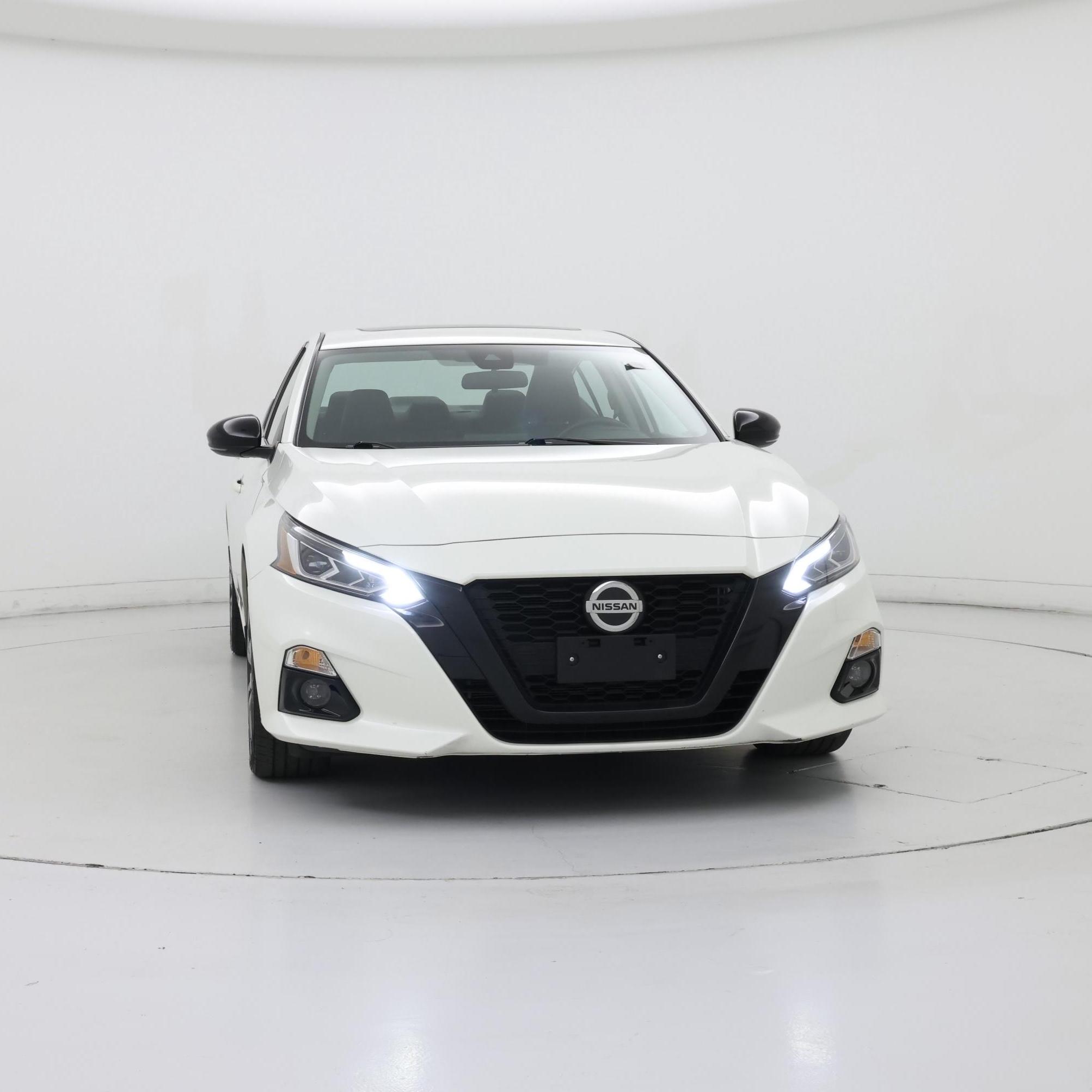 Thumbnail: 2022 Nissan Altima - 5