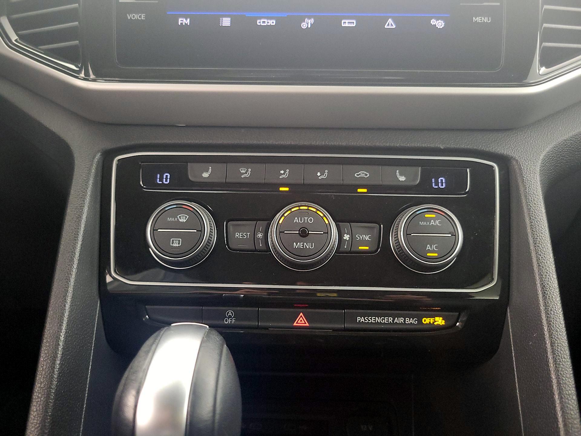 Thumbnail: 2022 Volkswagen Atlas - 16