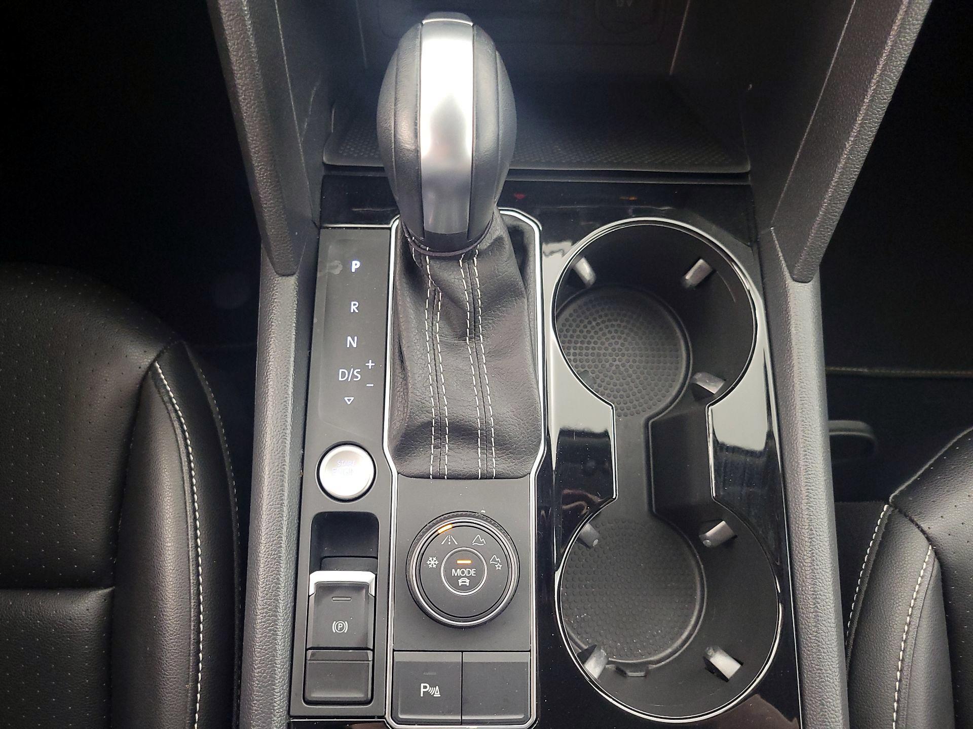 Thumbnail: 2022 Volkswagen Atlas - 17