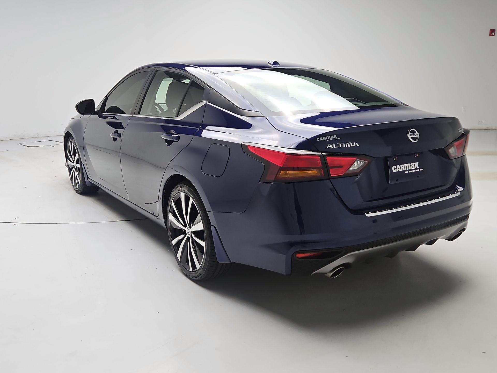Thumbnail: 2022 Nissan Altima - 7