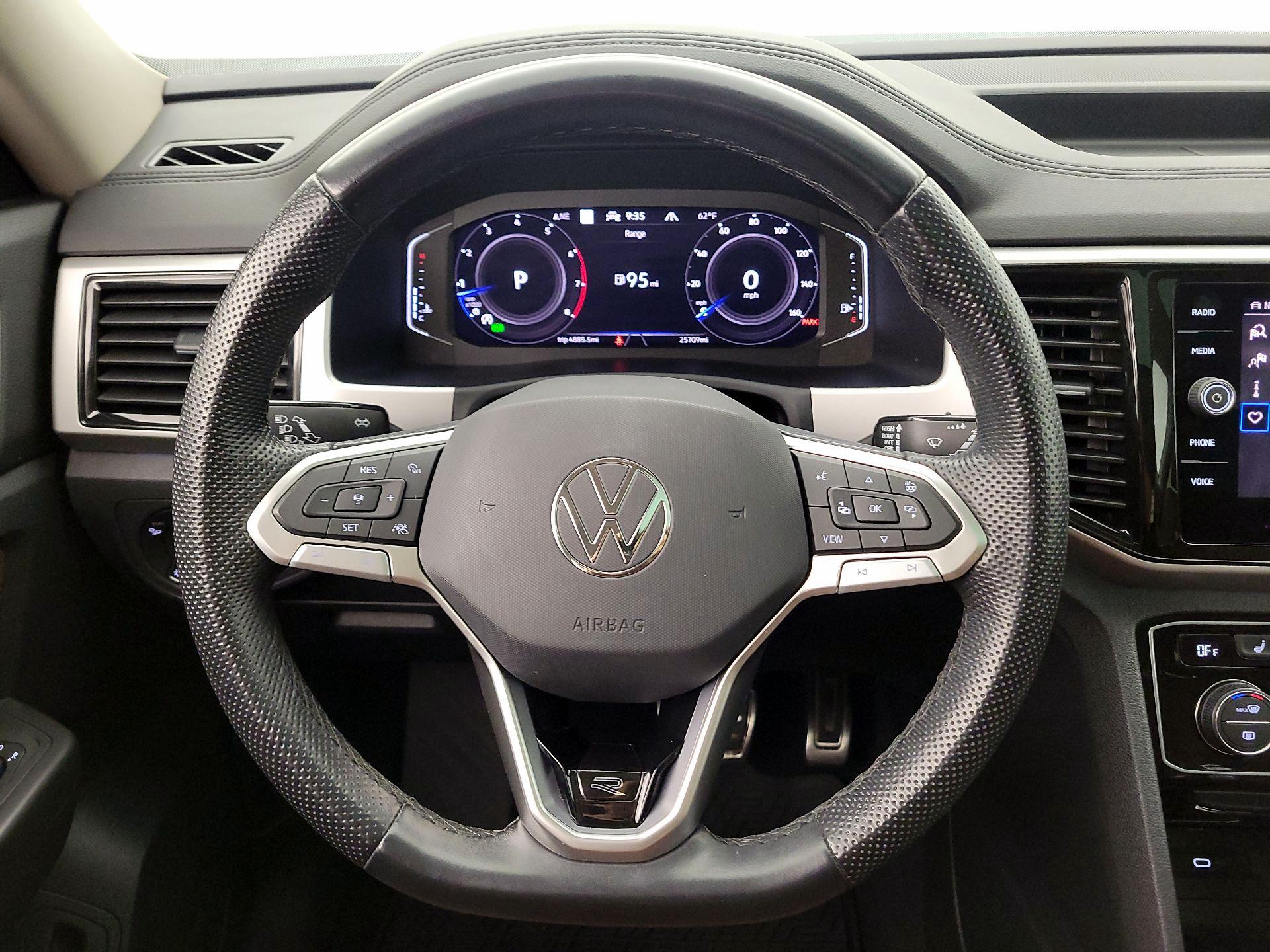 Thumbnail: 2022 Volkswagen Atlas - 10