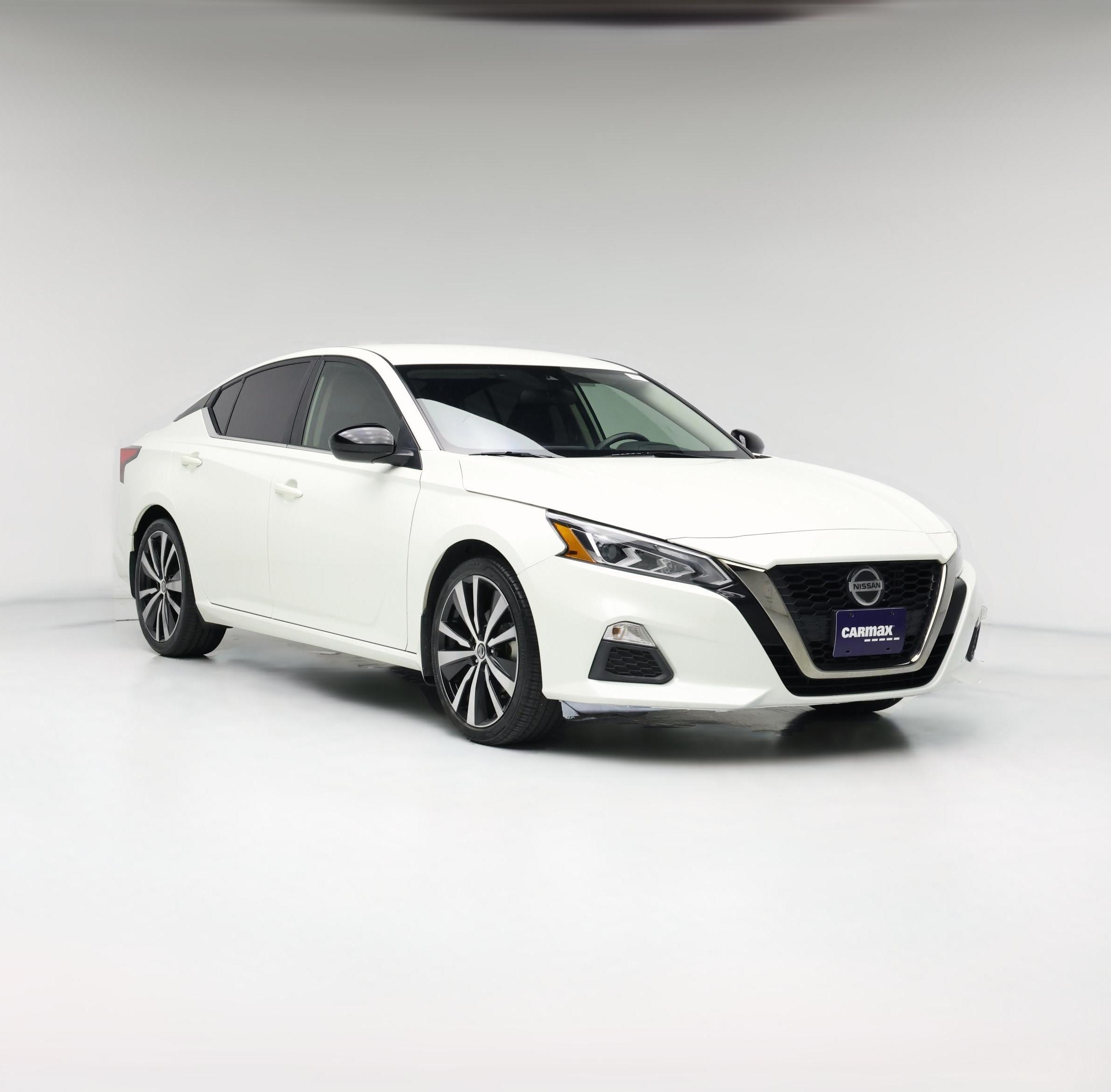 Thumbnail: 2022 Nissan Altima - 1