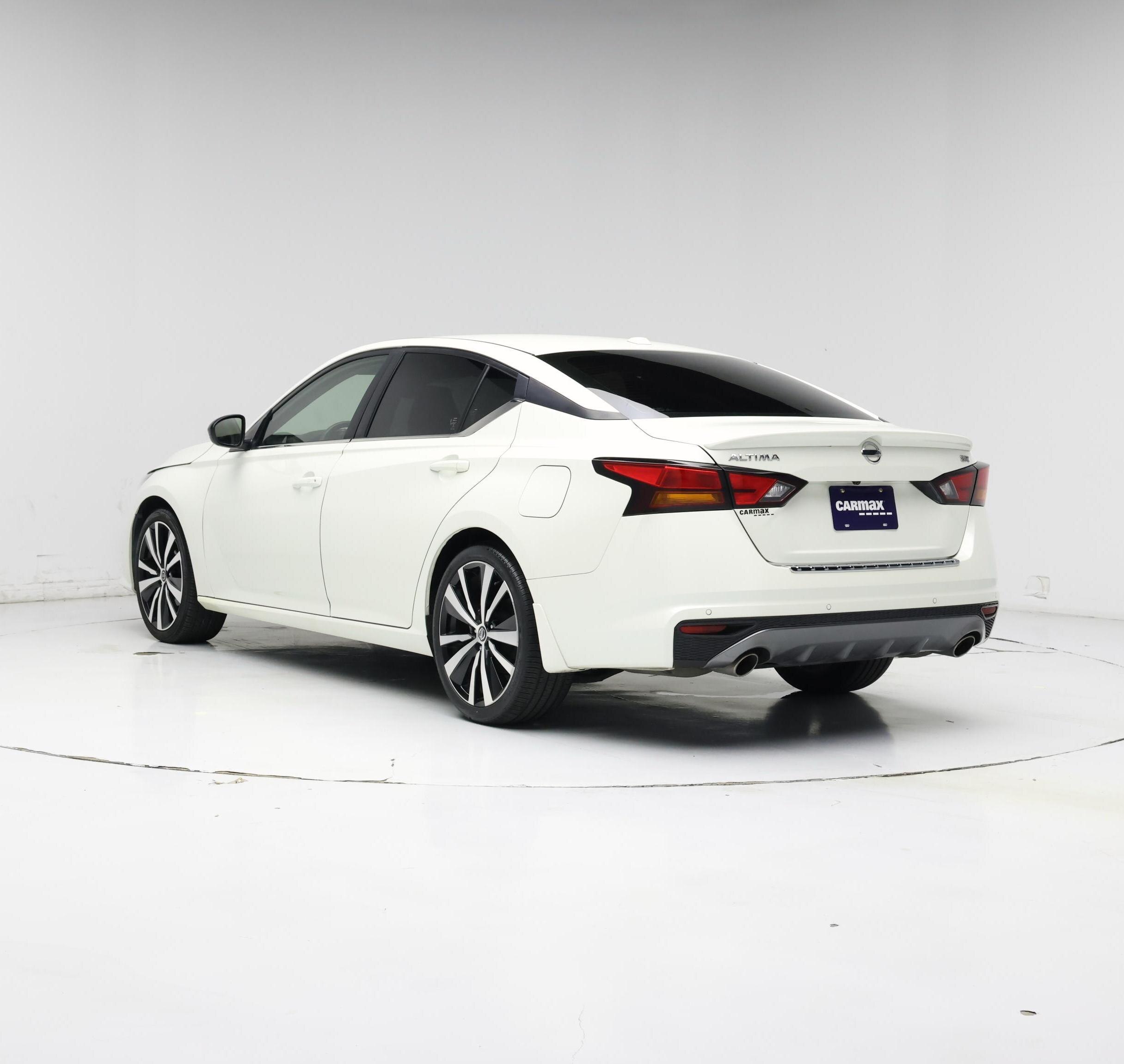 Thumbnail: 2022 Nissan Altima - 2