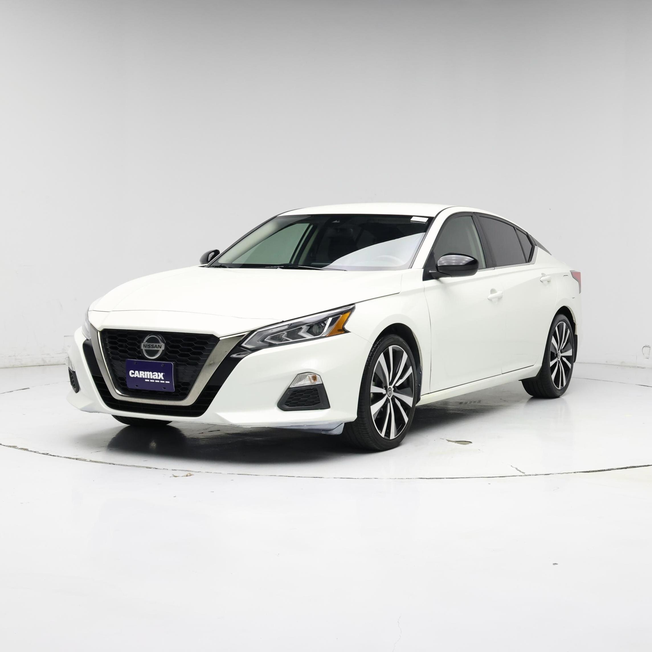 Thumbnail: 2022 Nissan Altima - 4