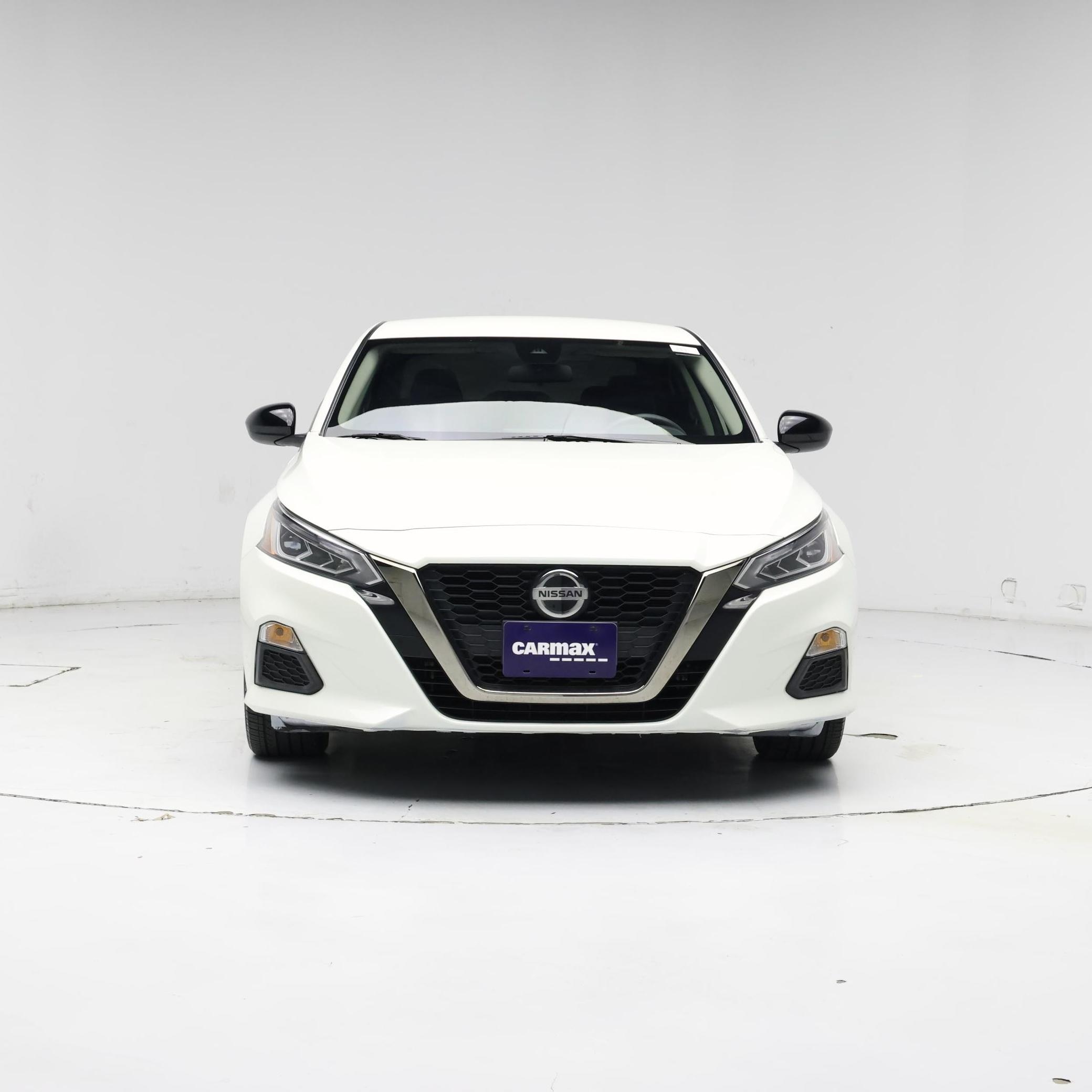 Thumbnail: 2022 Nissan Altima - 5