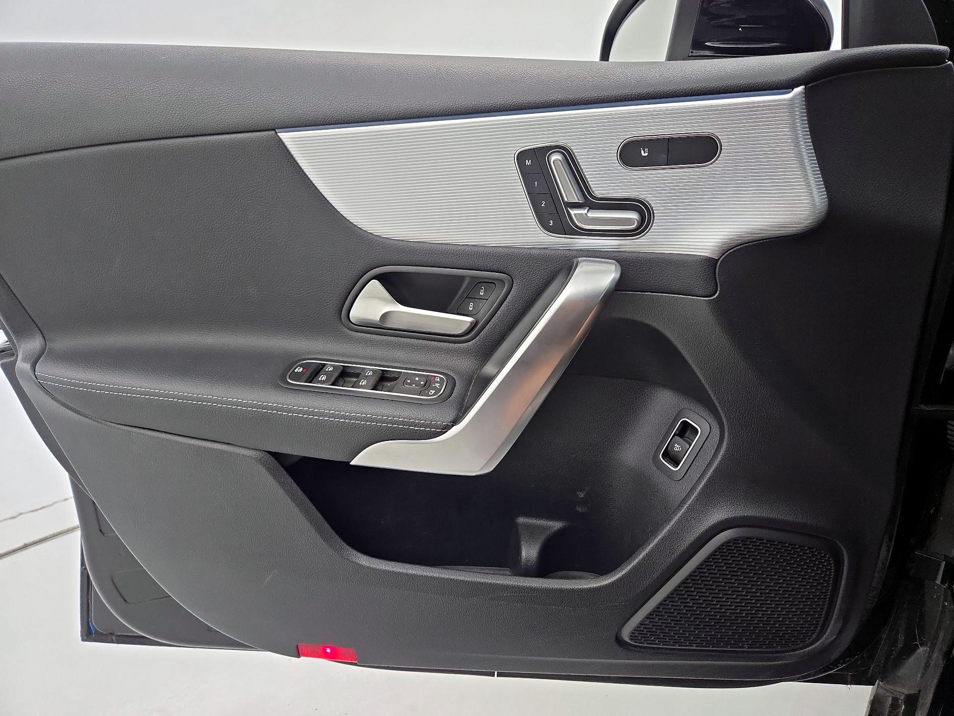 Thumbnail: 2021 Mercedes-Benz A-Class - 12