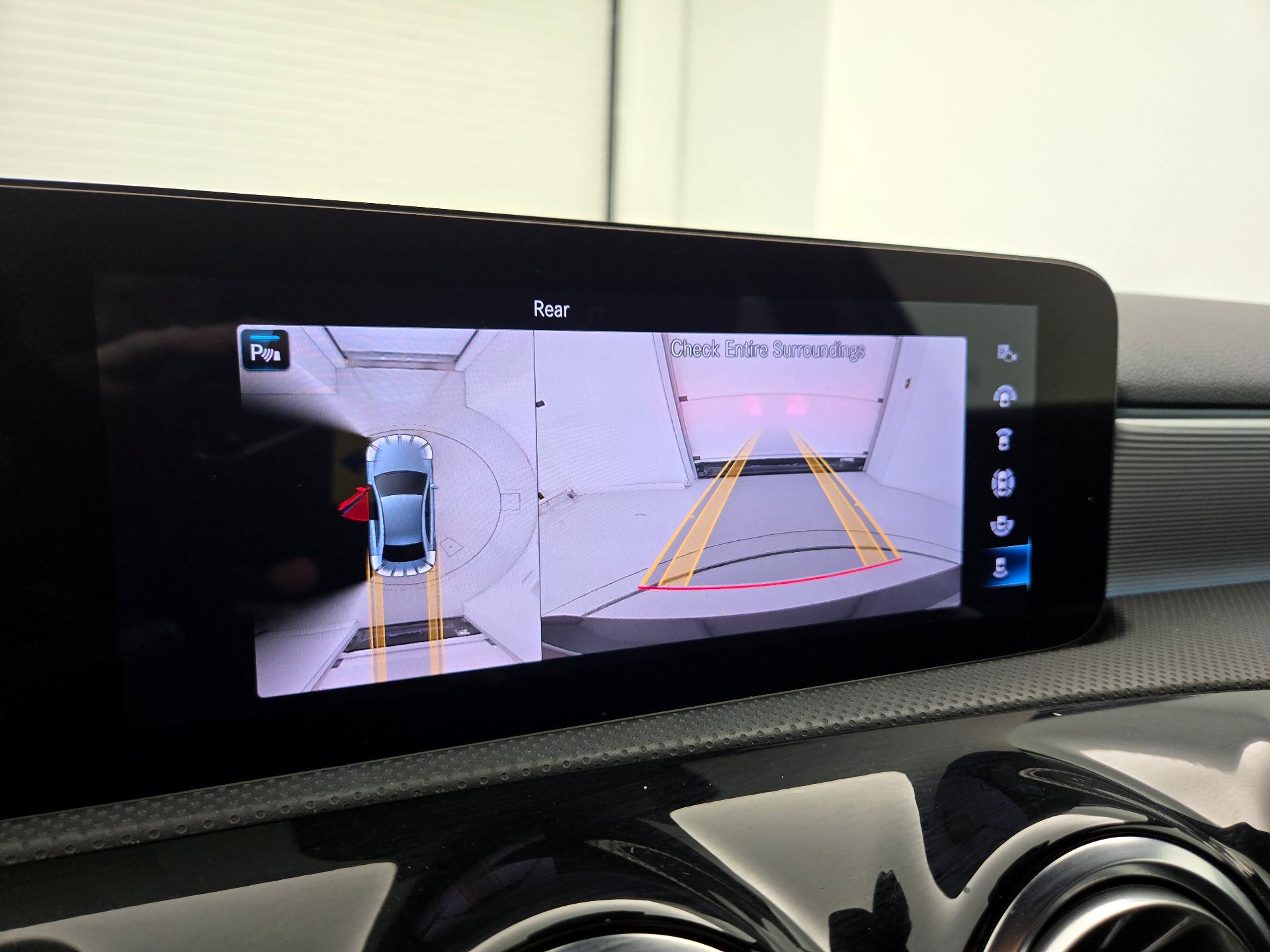 Thumbnail: 2021 Mercedes-Benz A-Class - 15