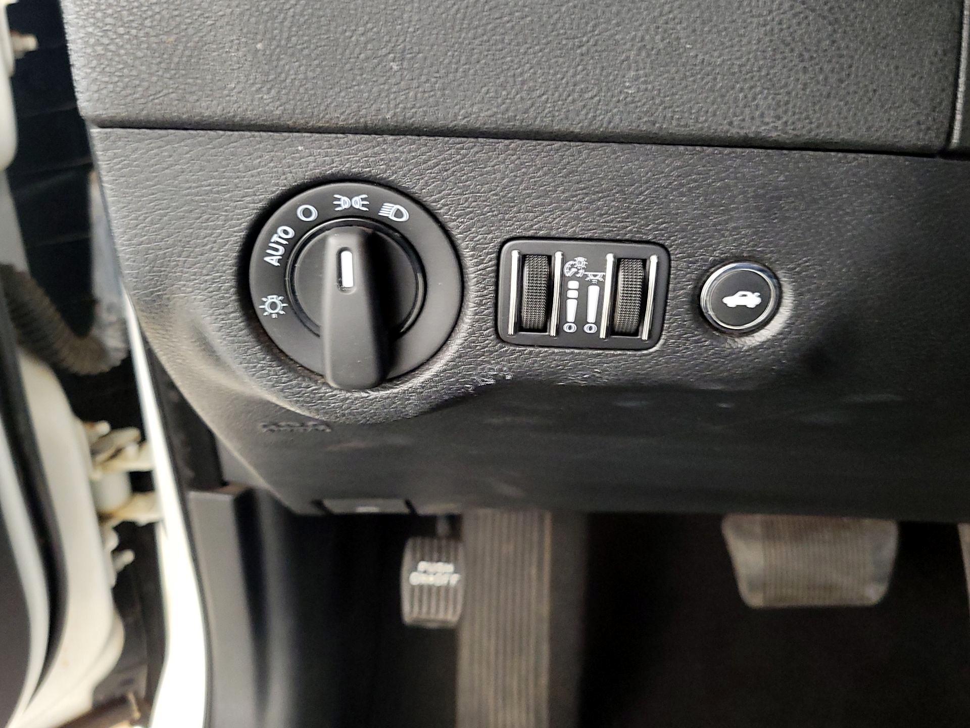 Thumbnail: 2021 Dodge Charger - 13